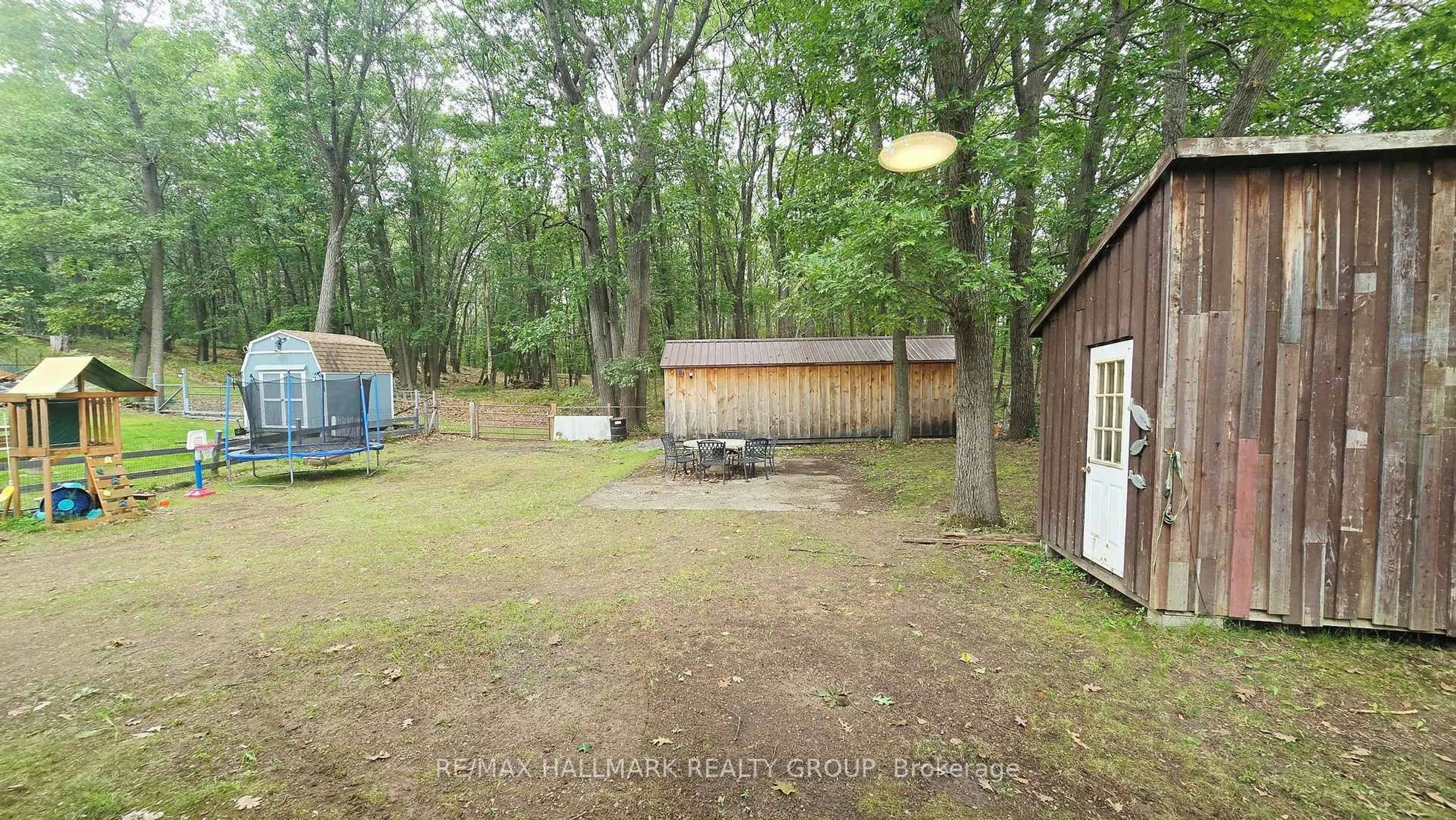Patio, forest/trees view for 1153 Bayview Dr, Ottawa Ontario K0A 3M0