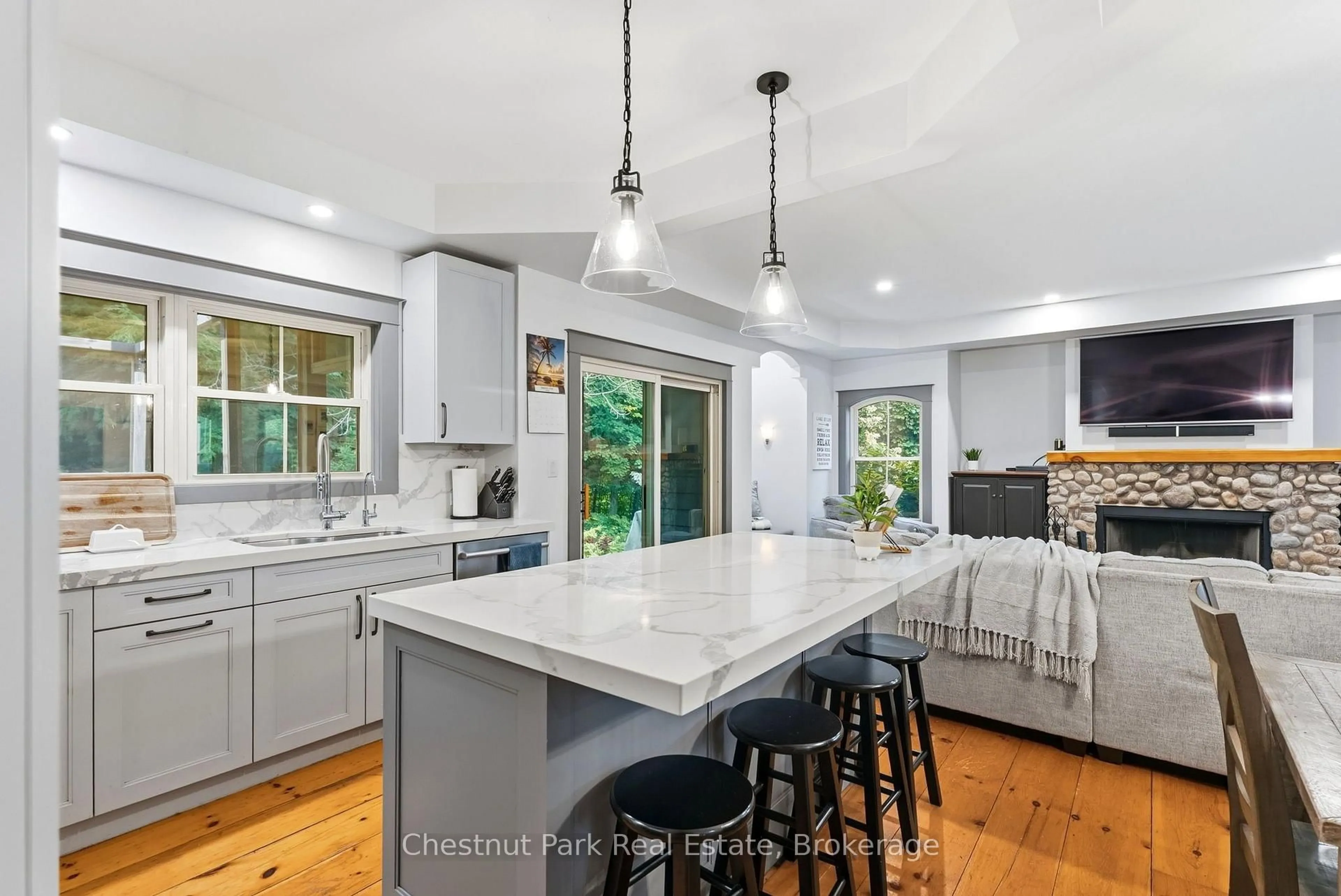 Open concept kitchen, unknown for 20 Morgan Heights Dr, Huntsville Ontario P1H 1B7