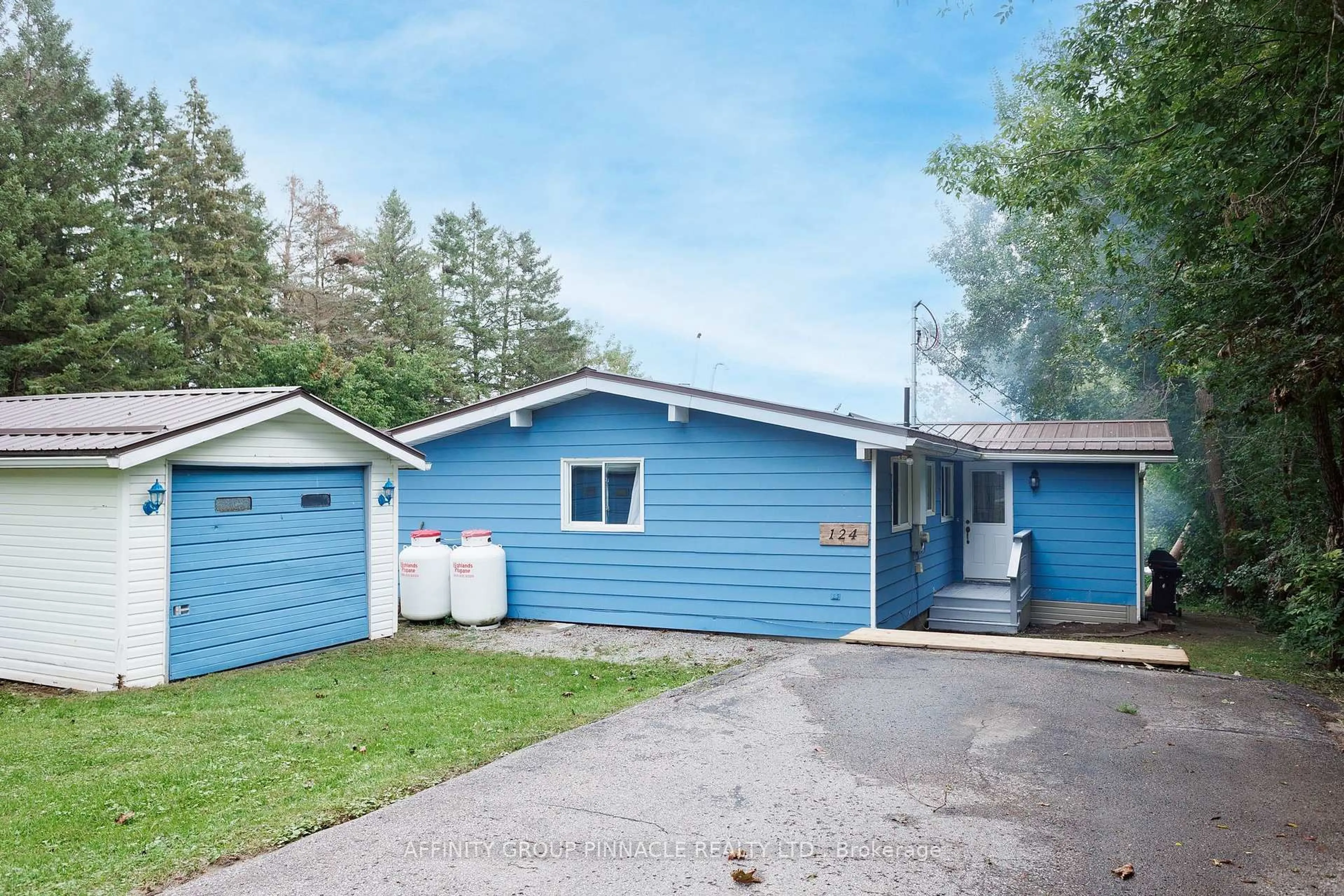 Unknown for 124 Cameron Dr, Kawartha Lakes Ontario K0M 1G0