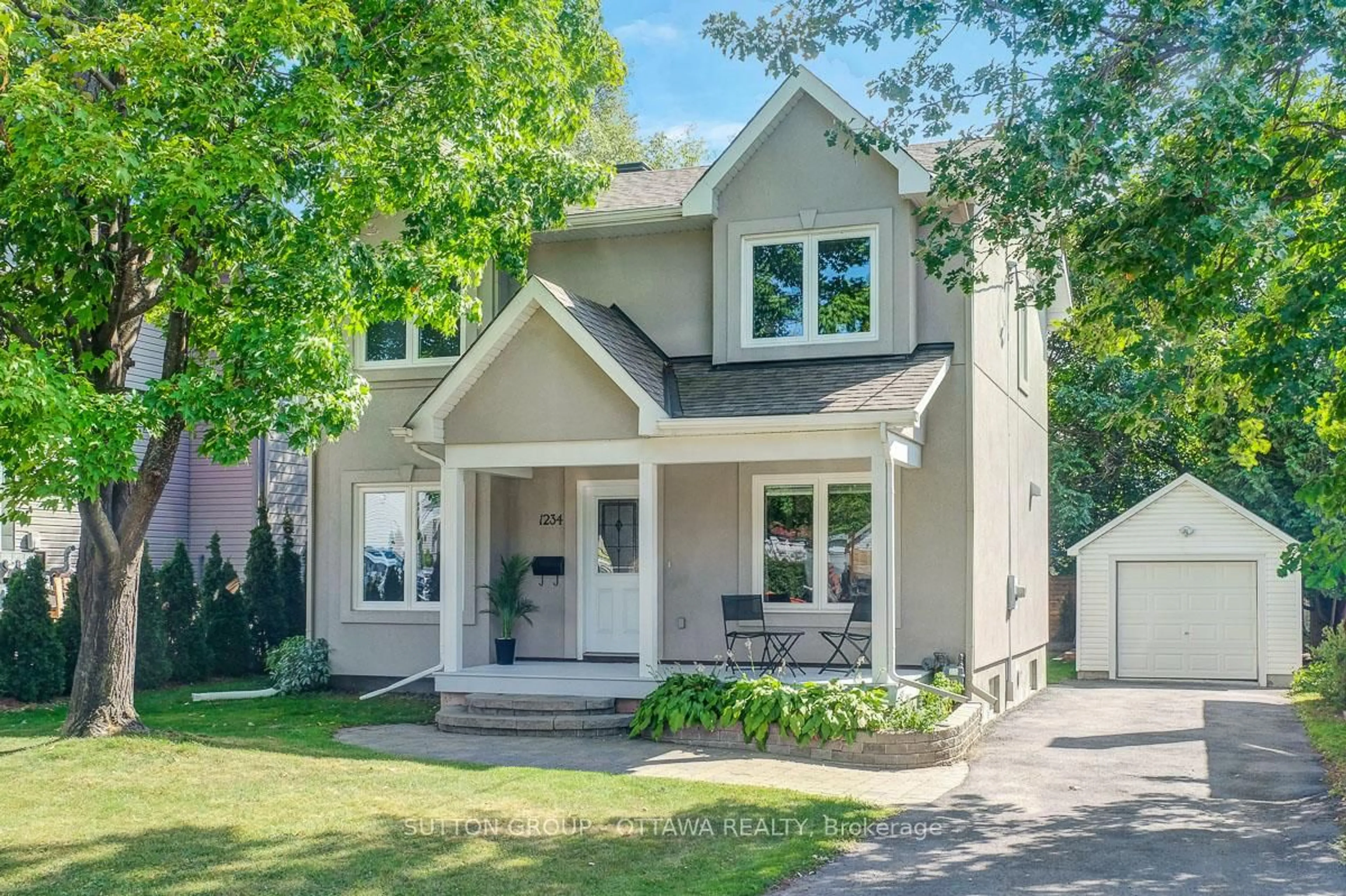 Home with vinyl exterior material, street for 1234 Anoka St, Ottawa Ontario K1V 6C6