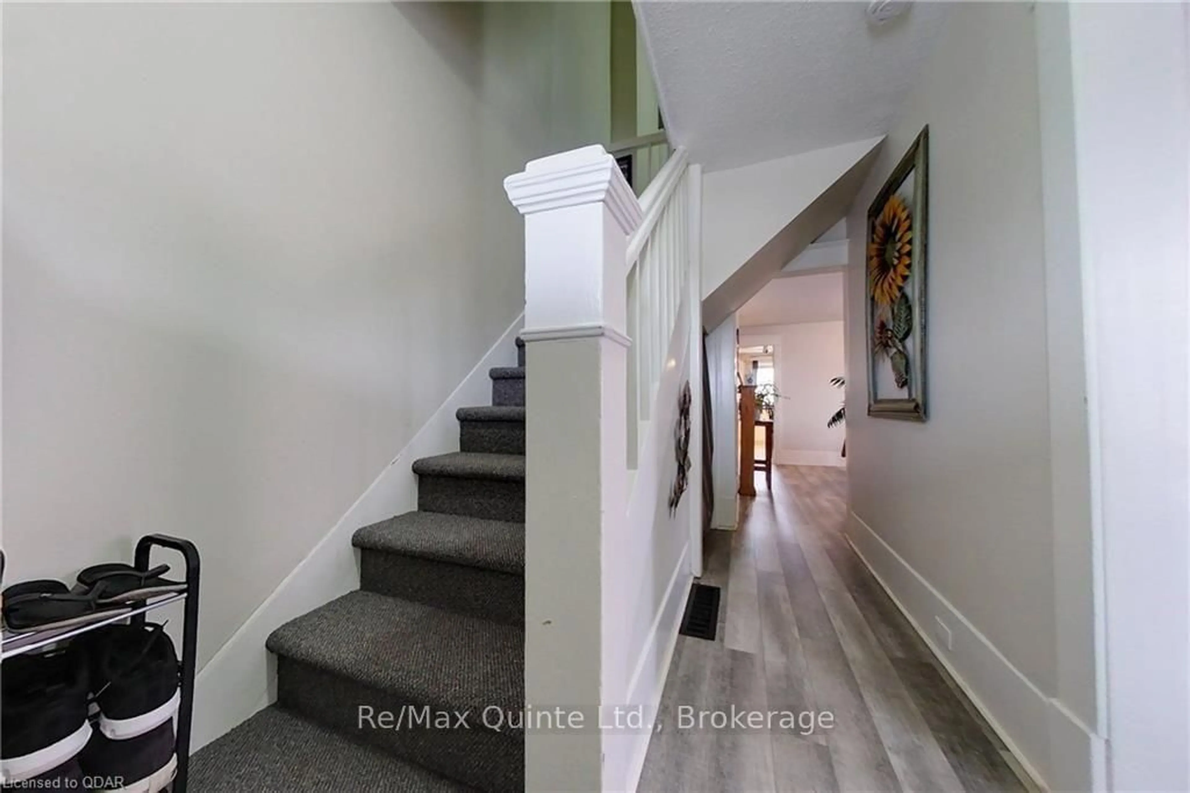 Unknown for 218 Coleman St #A, Belleville Ontario K8P 3H5