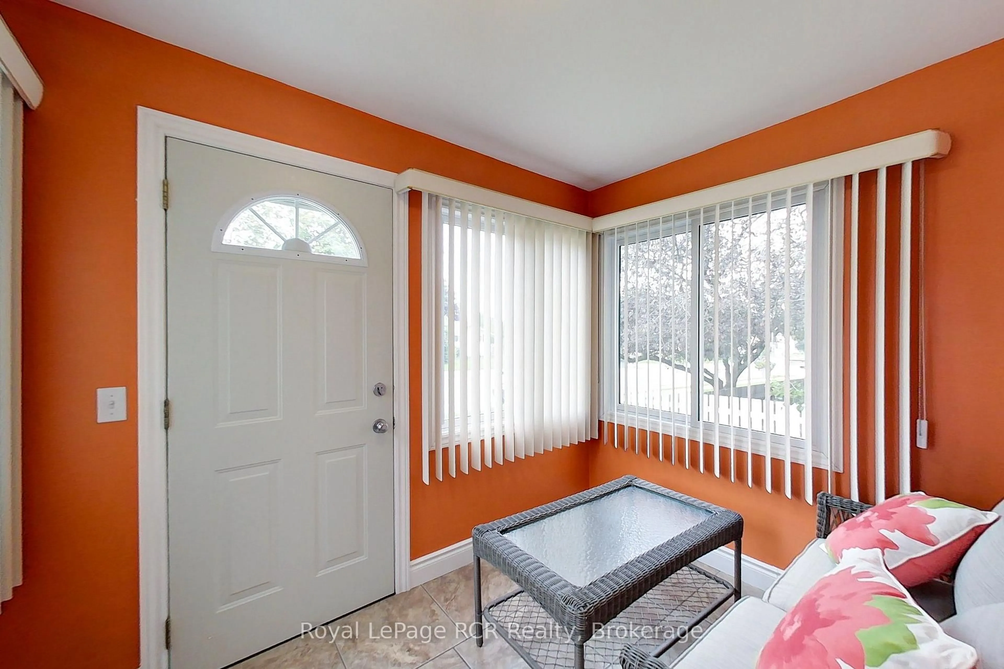 Indoor entryway for 29 Main St, West Grey Ontario N0G 1S0