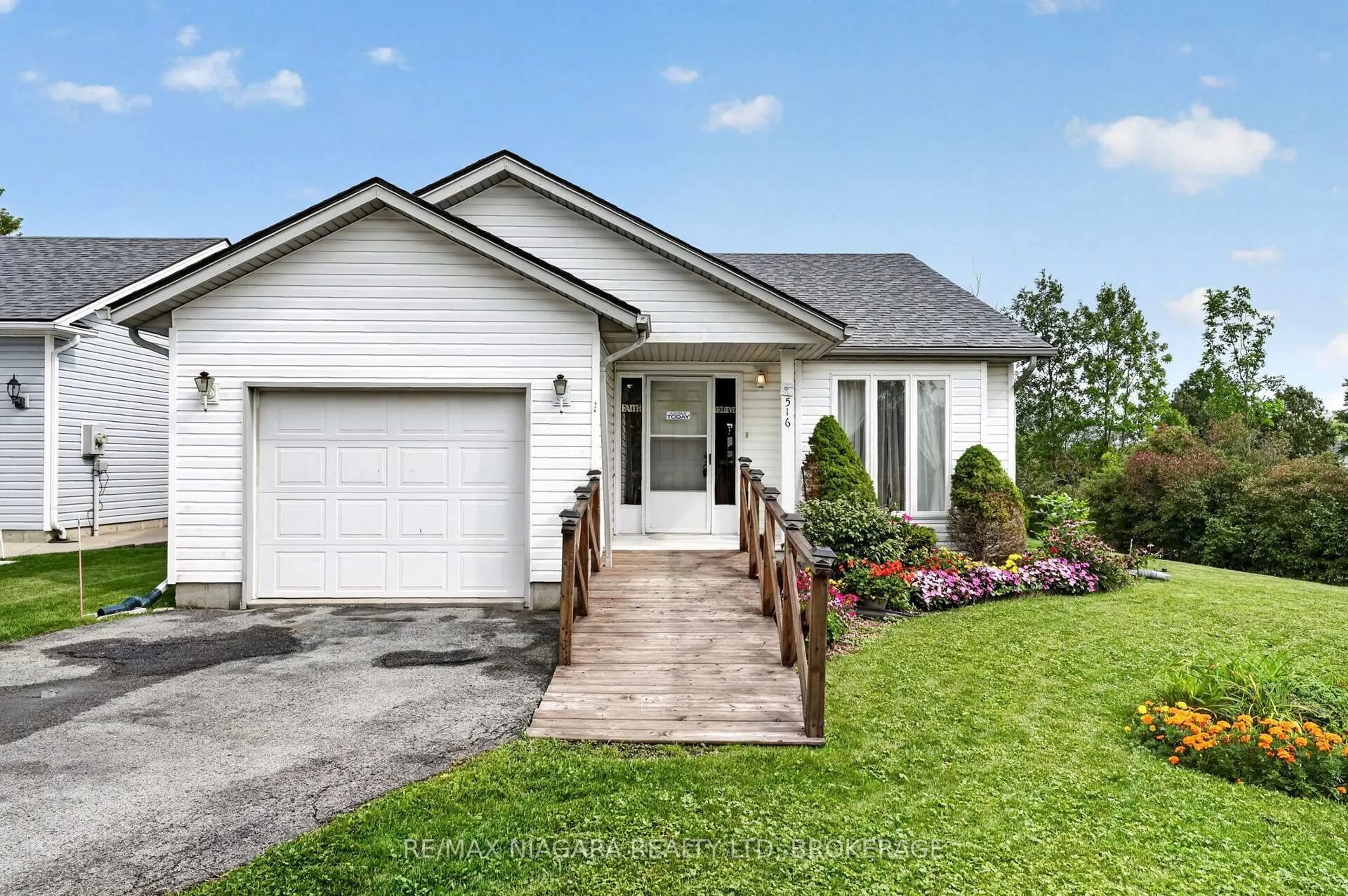 Home with vinyl exterior material, street for 3033 Townline Rd #516, Fort Erie Ontario L0S 1S1