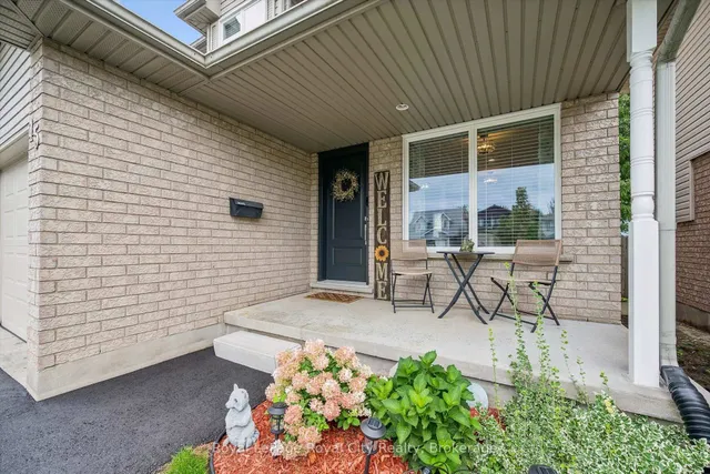 15 Trailbrook Lane, Guelph 5