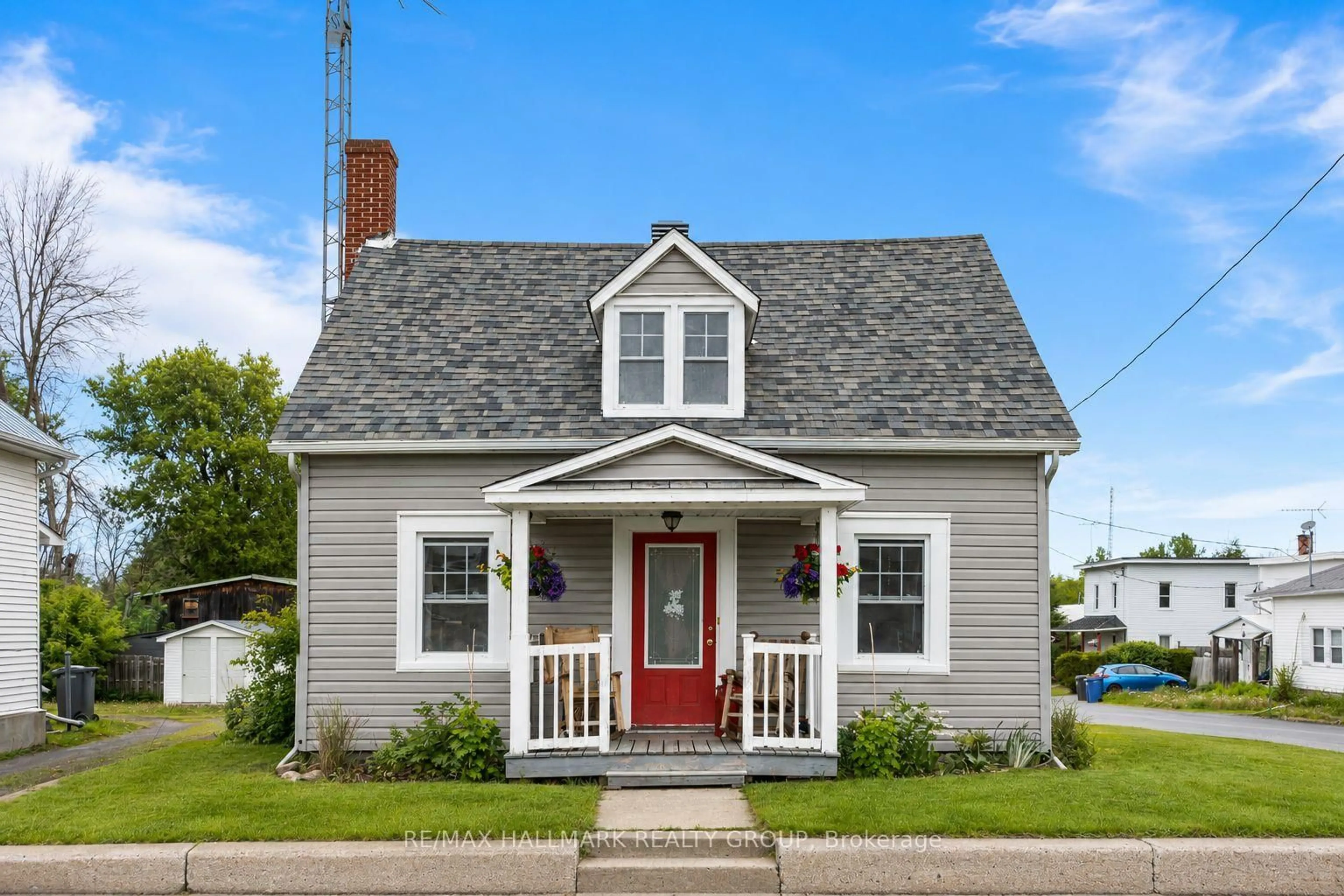 Home with vinyl exterior material, street for 1127 Labrosse Rd, Hawkesbury Ontario K0B 1P0