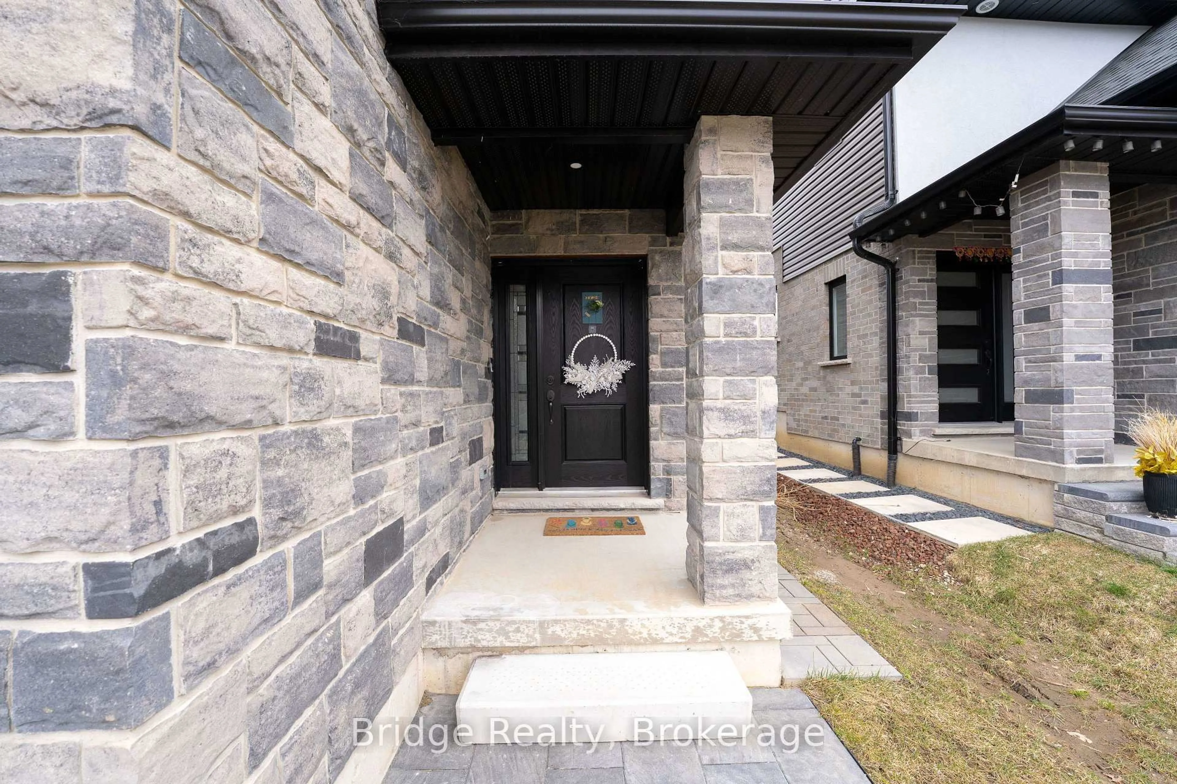 Unknown for 161 Hemlock St, Woodstock Ontario N4S 0E4