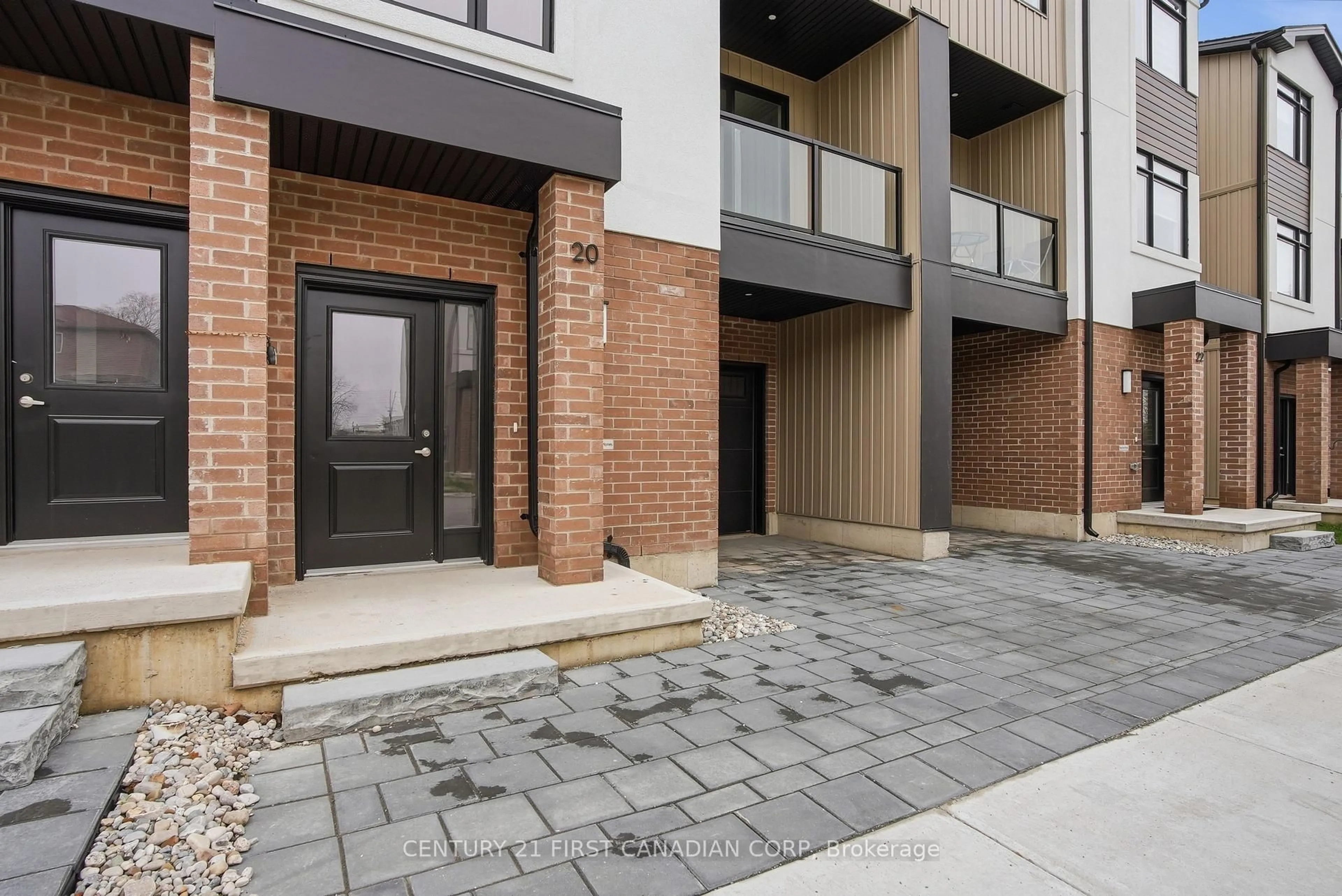 Unknown for 349 Southdale Rd #16, London South Ontario N6E 0B9
