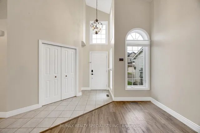 3270 Singleton Ave #18, London South 5