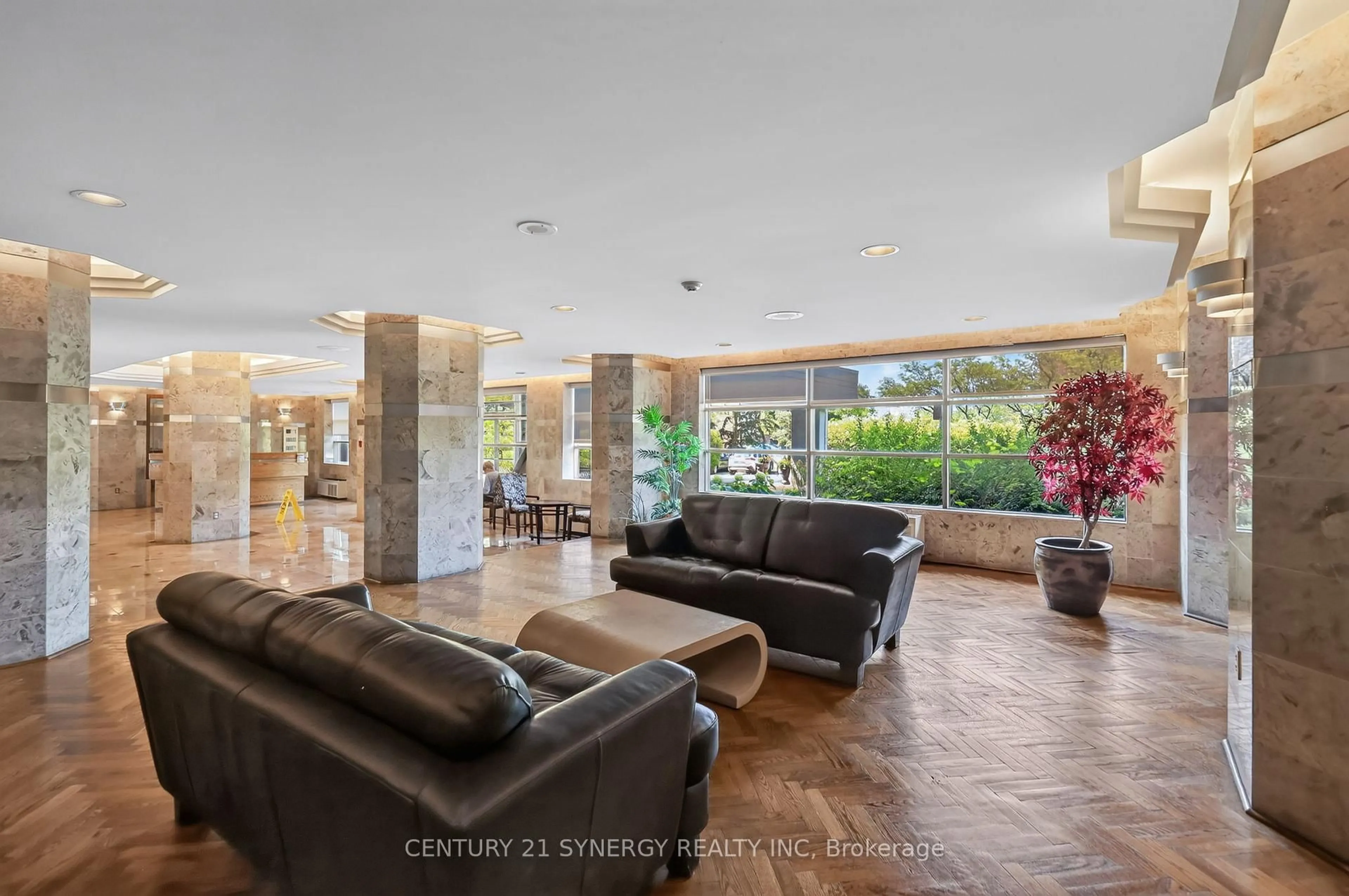 Lobby for 2759 Carousel Cres #704, Ottawa Ontario K1T 2N5