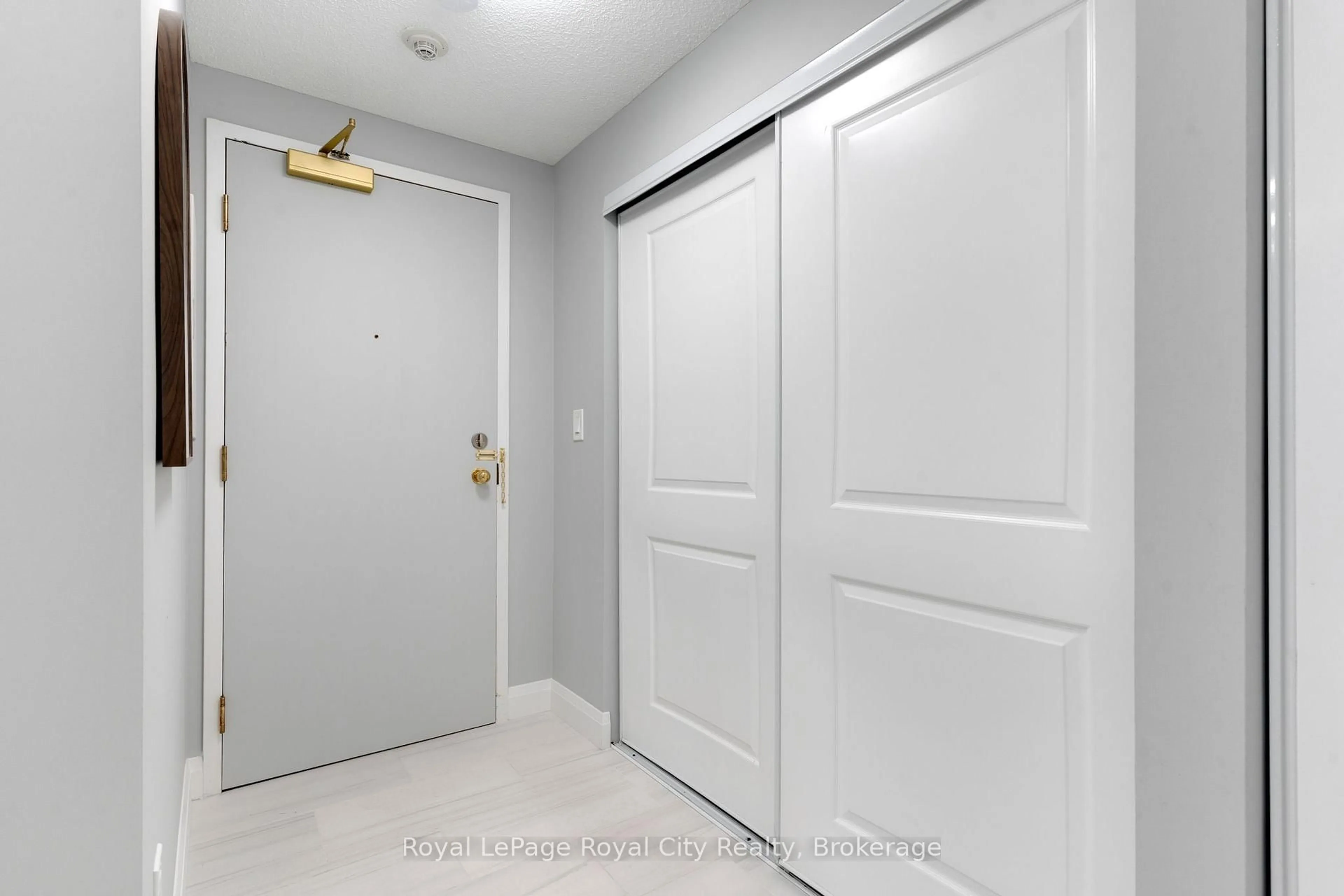Unknown for 105 Bagot St #B2, Guelph Ontario N1H 8H4