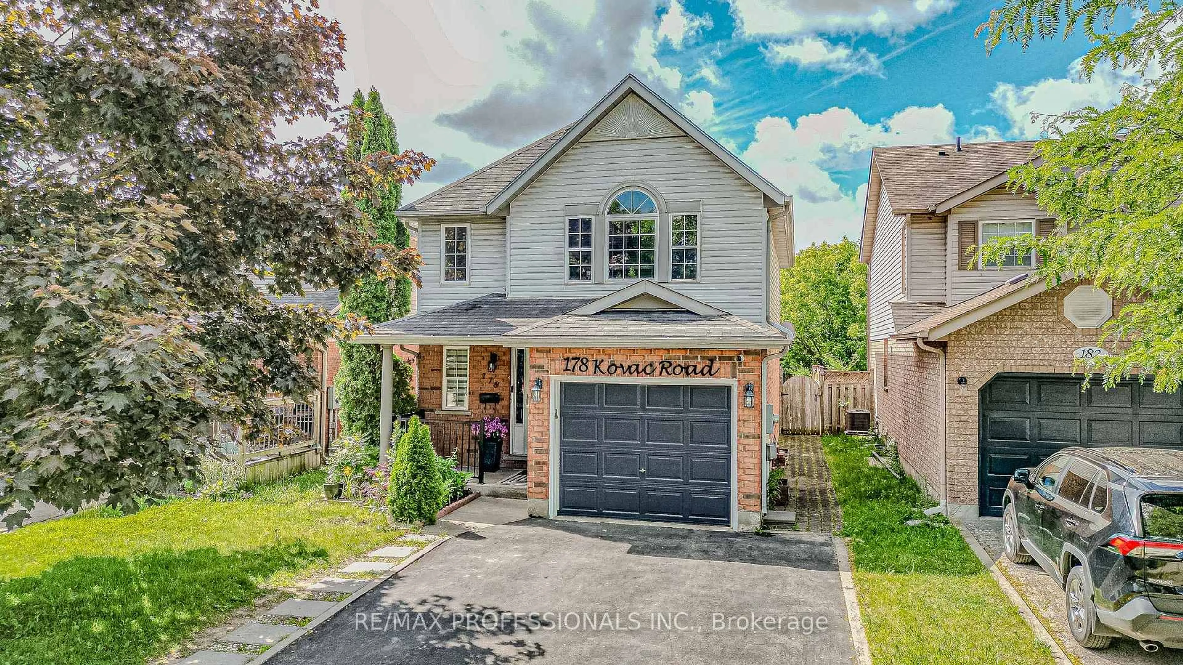 Home with brick exterior material, street for 178 Kovac Rd, Cambridge Ontario N1R 8K3