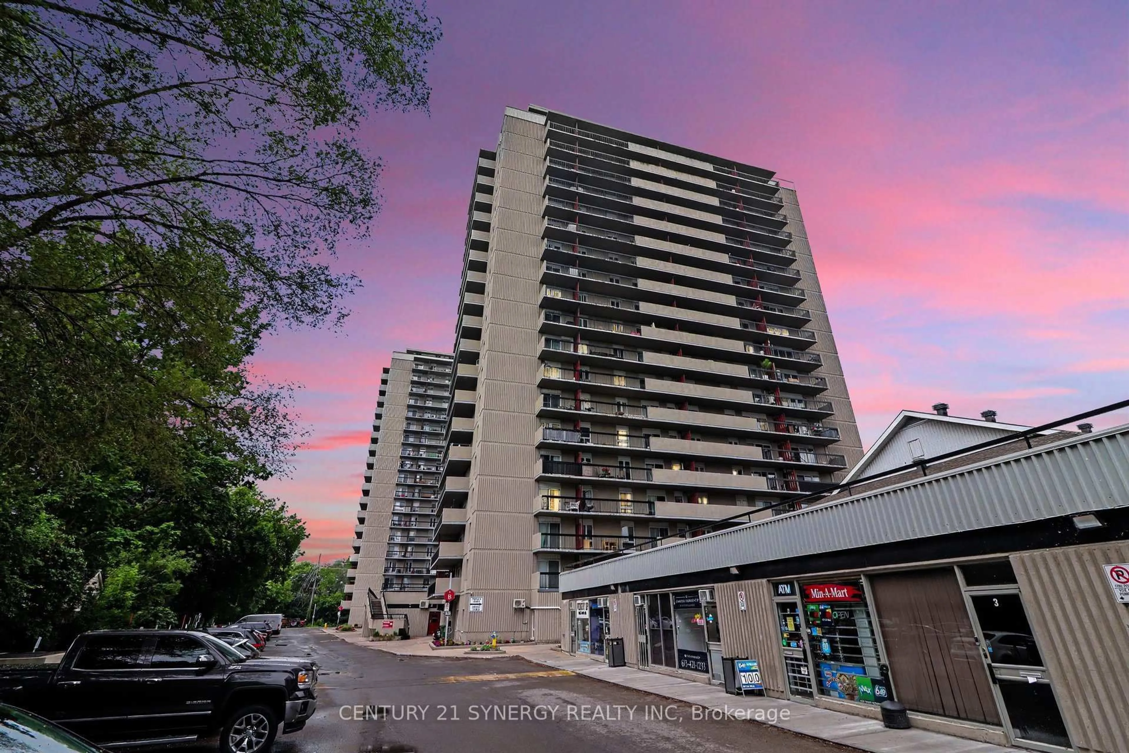 A pic from outside/outdoor area/front of a property/back of a property/a pic from drone, unknown for 158B McArthur Ave #1202, Ottawa Ontario K1L 8C9