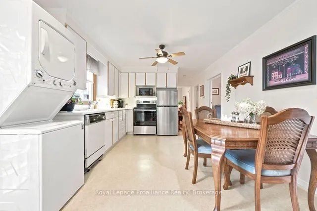 304 Hastings St, Bancroft 2