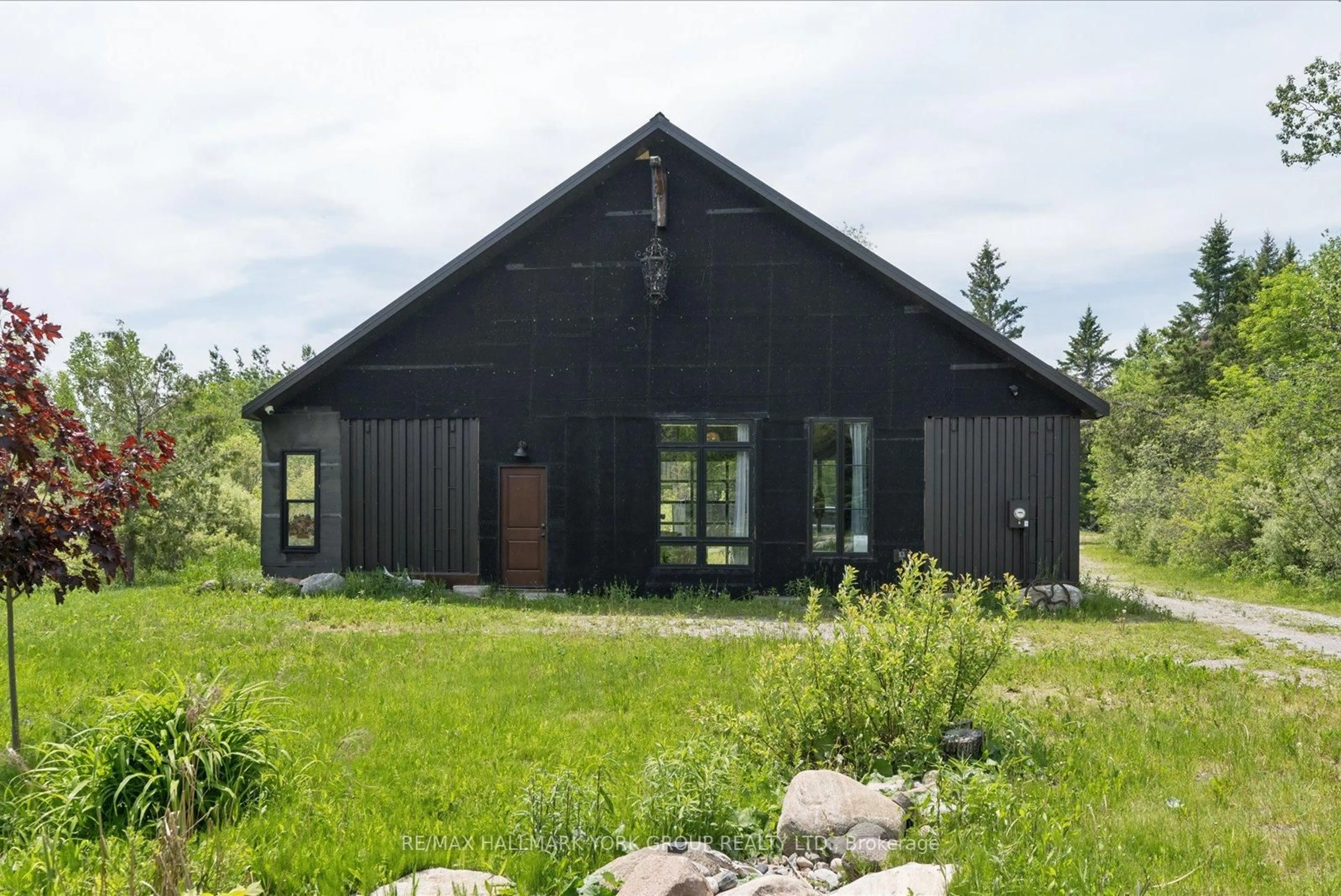Shed for 755 Country Lane, Kawartha Lakes Ontario K0M 1N0