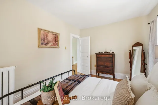 385 Stewart St, Peterborough 4