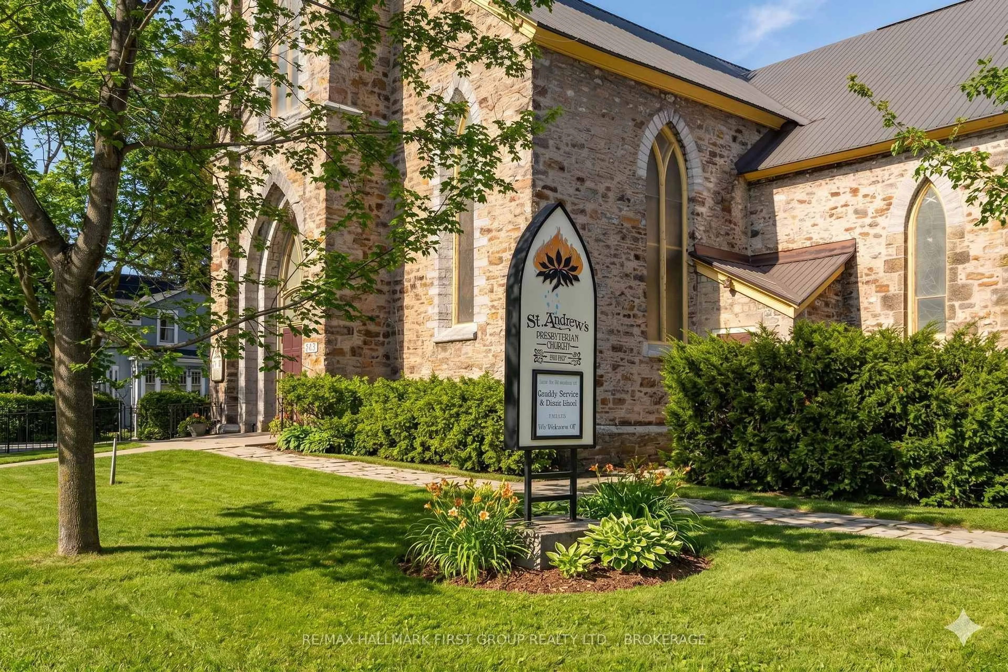 Home with brick exterior material, street for 175 Stone St, Gananoque Ontario K7G 2A2