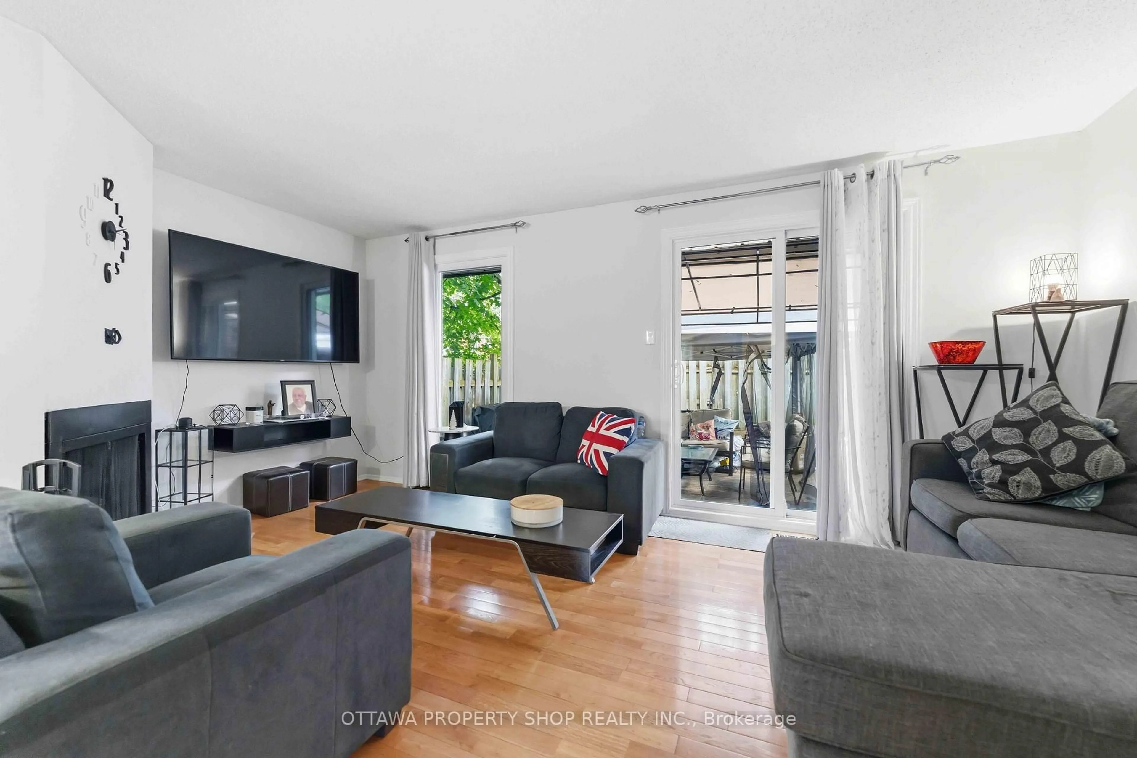 Living room with furniture, unknown for 3333 Mccarthy Rd #32, Ottawa Ontario K1V 9X5