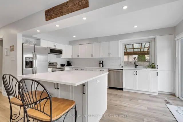 122 Laurel St, London North 3