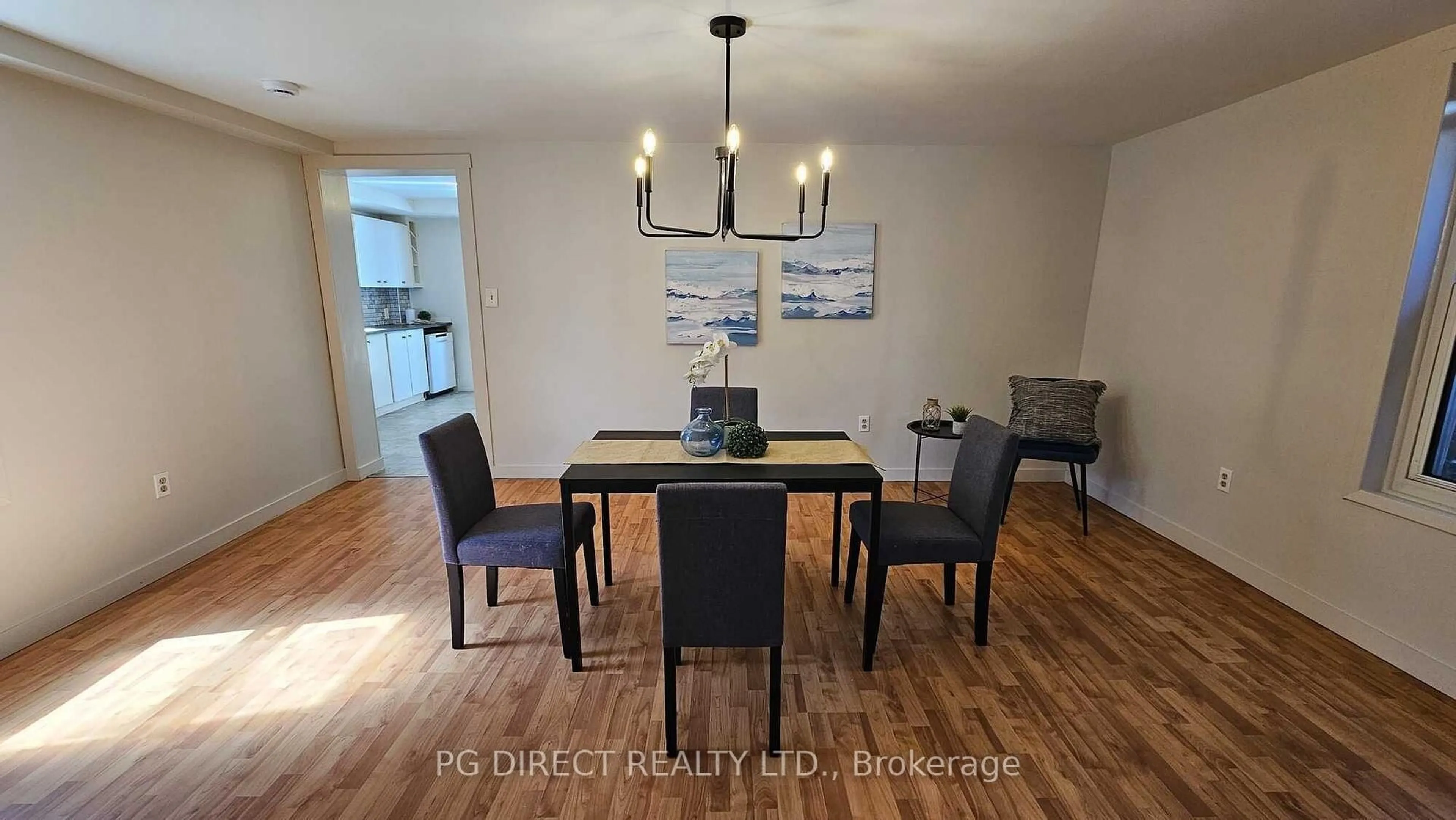 Dining room, wood/laminate floor for 436 Bleecker Ave, Belleville Ontario K8N 2R6