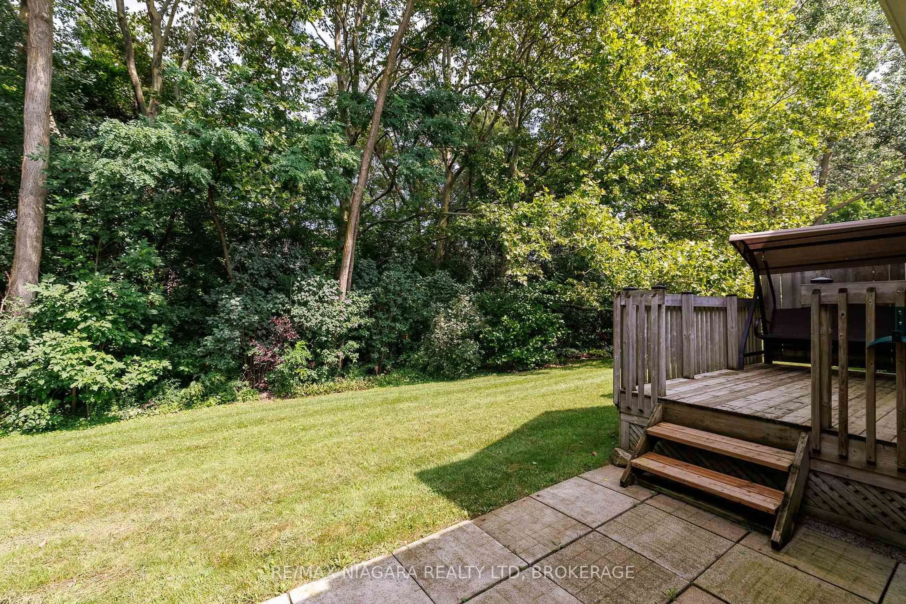 Patio, forest/trees view for 3300 Montrose Rd #8, Niagara Falls Ontario L2H 3L9