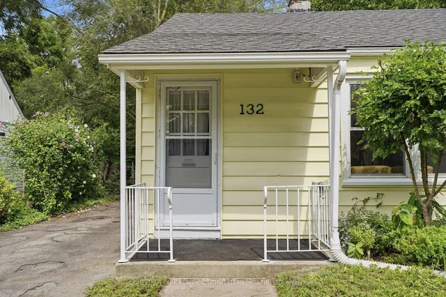 132 Spadina Rd, Kitchener 3