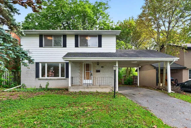 92 Cliff Cres, Kingston 2