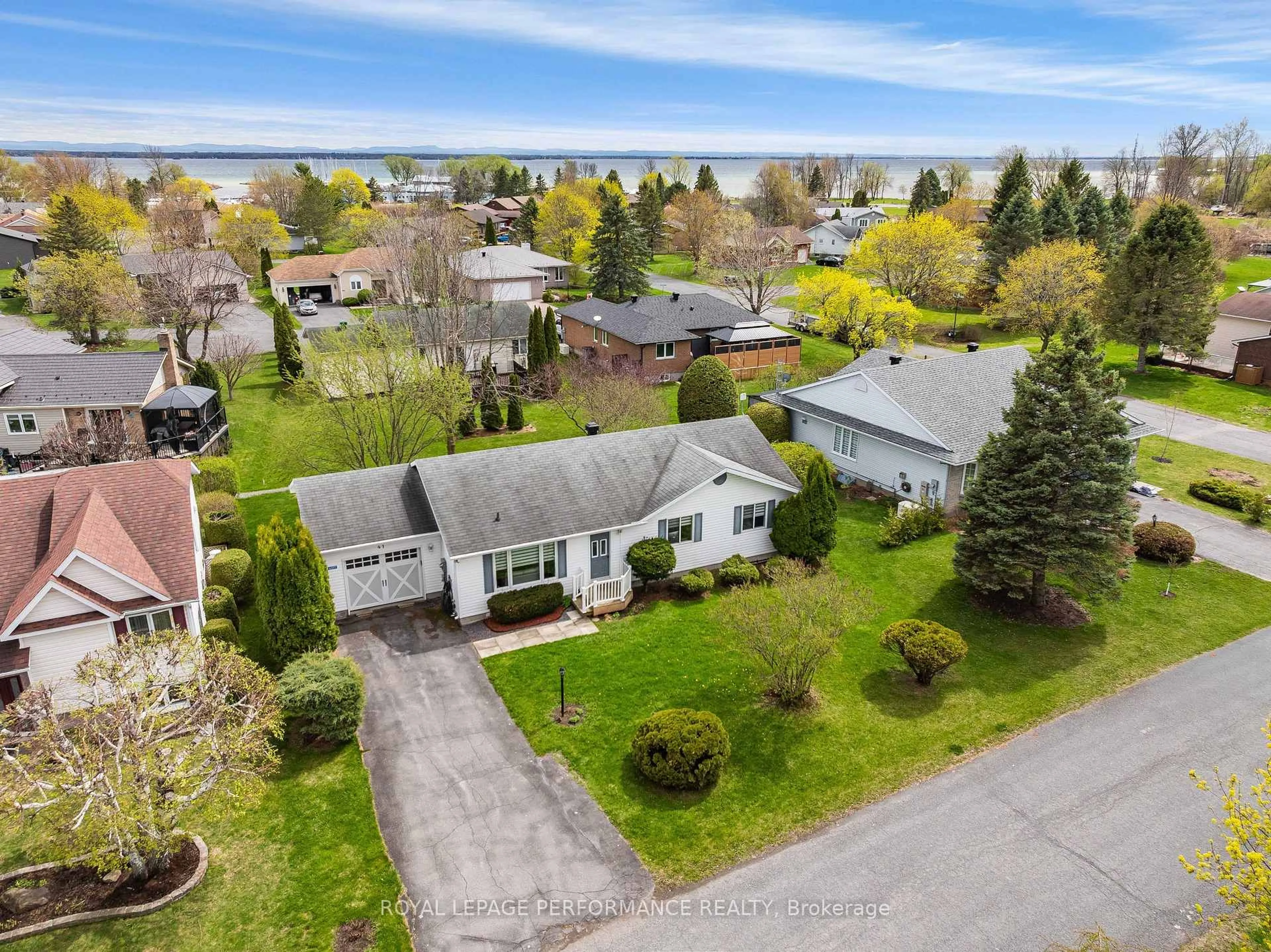 A pic from outside/outdoor area/front of a property/back of a property/a pic from drone, street for 6277 Macrae Crt, South Glengarry Ontario K0C 1E0