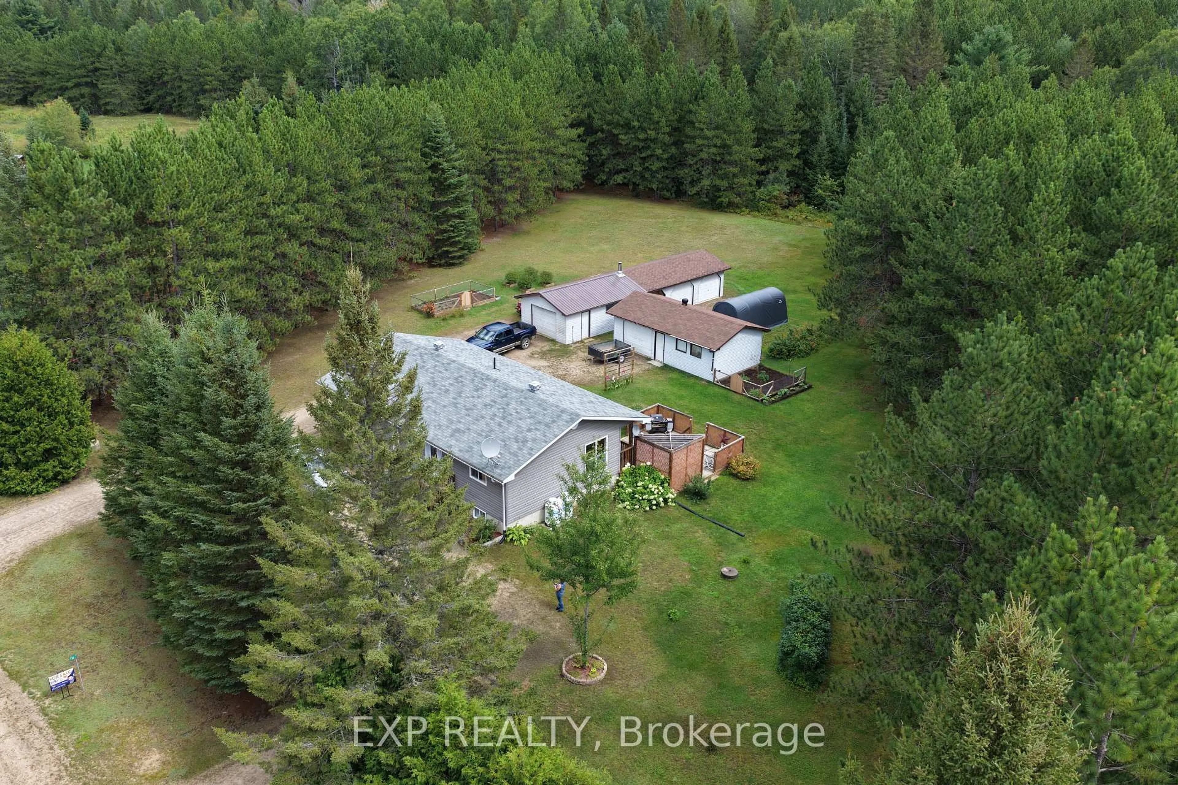 A pic from outside/outdoor area/front of a property/back of a property/a pic from drone, unknown for 716 Cybulski Rd, Barry's Bay Ontario K0J 1B0