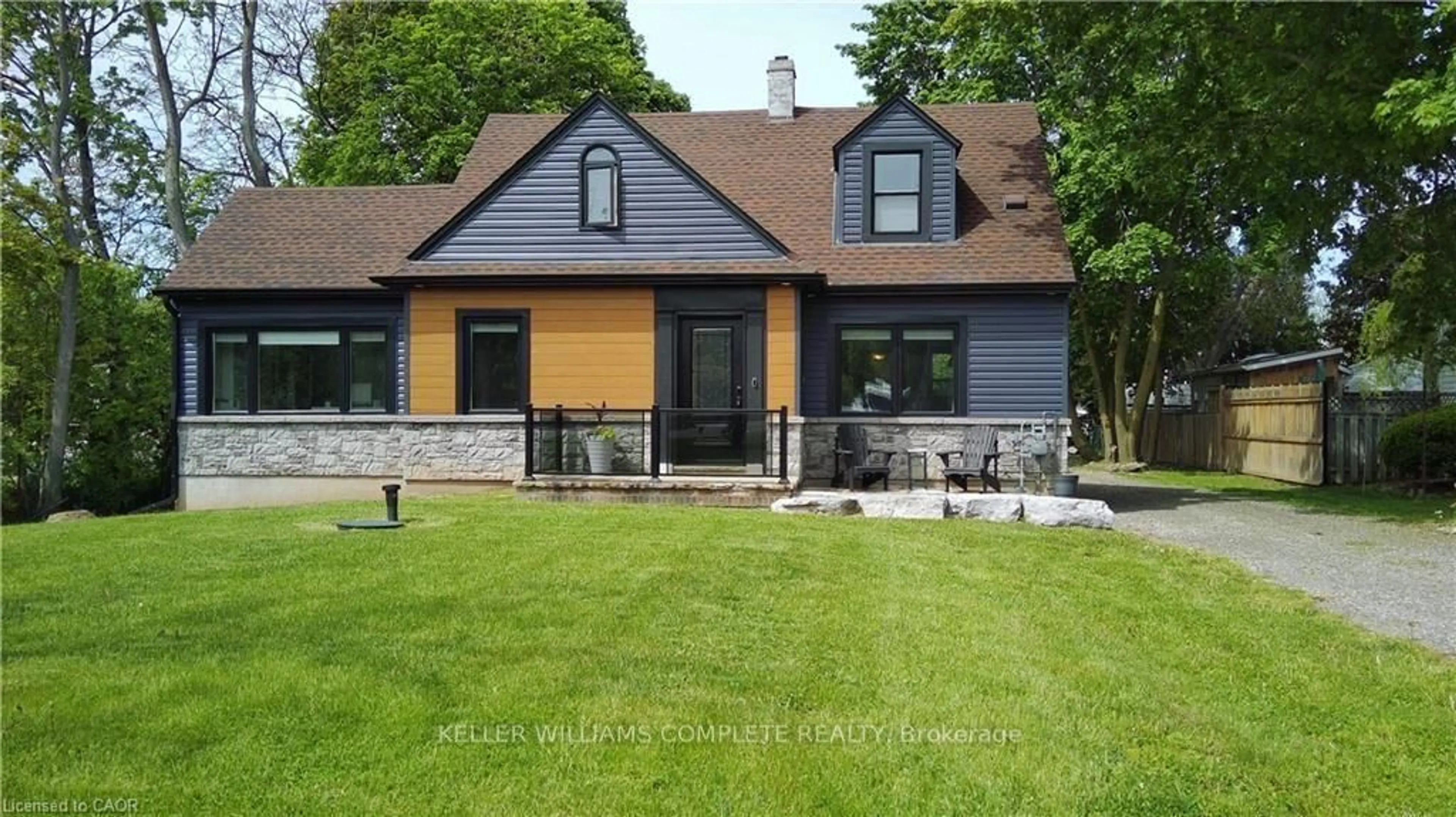Home with brick exterior material, street for 1429 HIGHWAY #8 Rd, Hamilton Ontario L8E 5K8