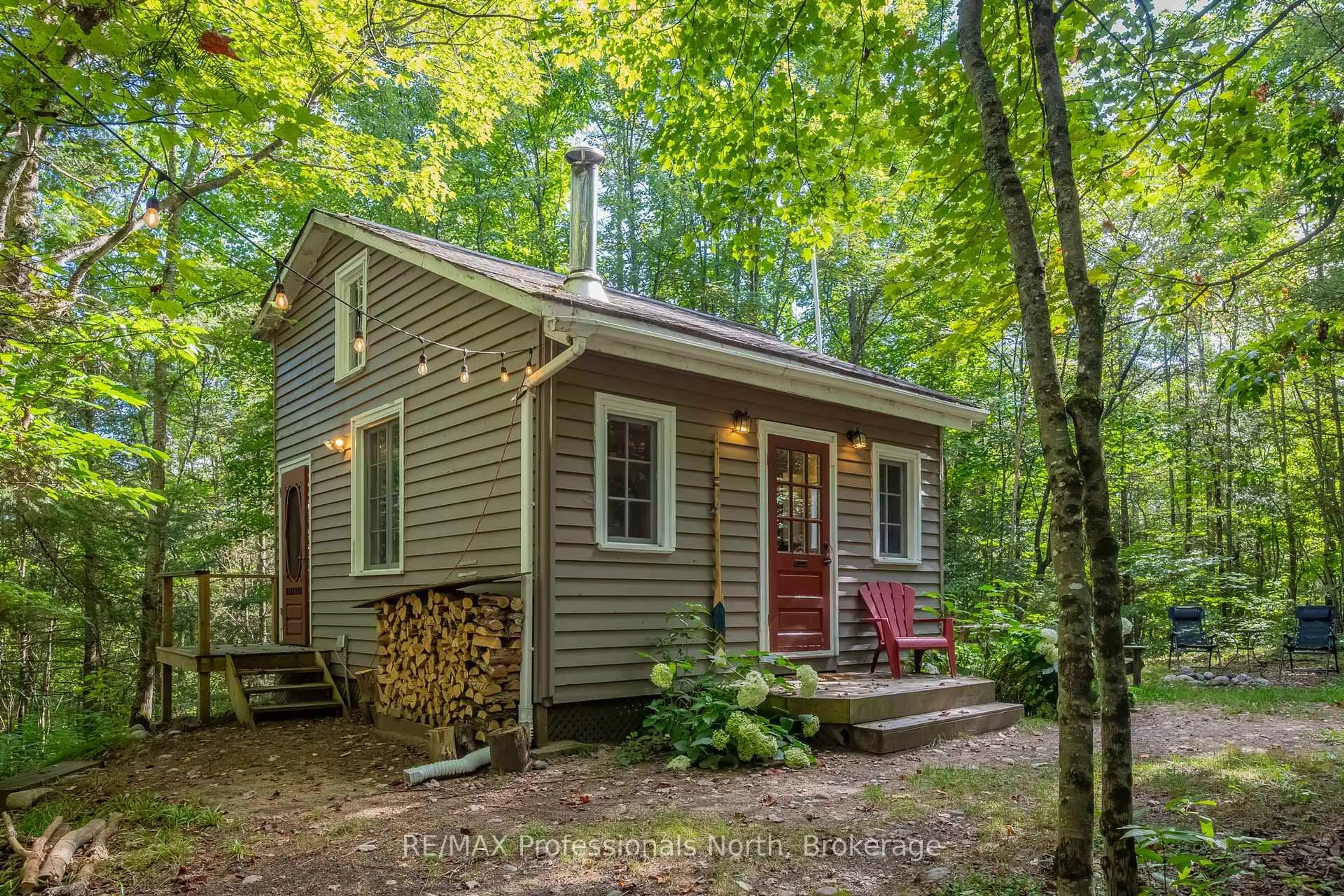 Home with vinyl exterior material, street for 1547 North Pickerel Lake Rd, Armour Ontario P0A 1C0