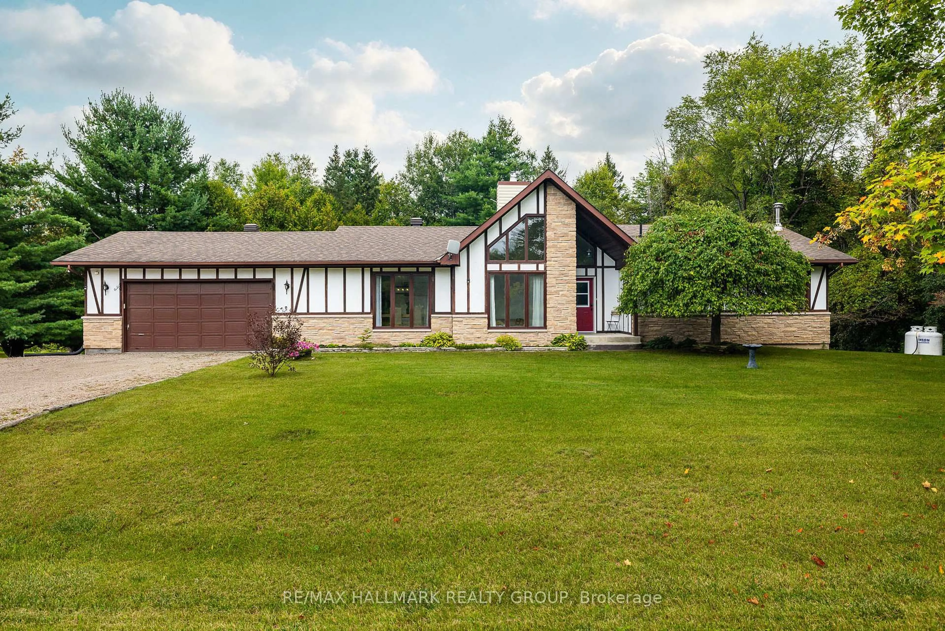 A pic from outside/outdoor area/front of a property/back of a property/a pic from drone, street for 2346 Bathurst 5th Concession Rd, Perth Ontario K7H 3C9