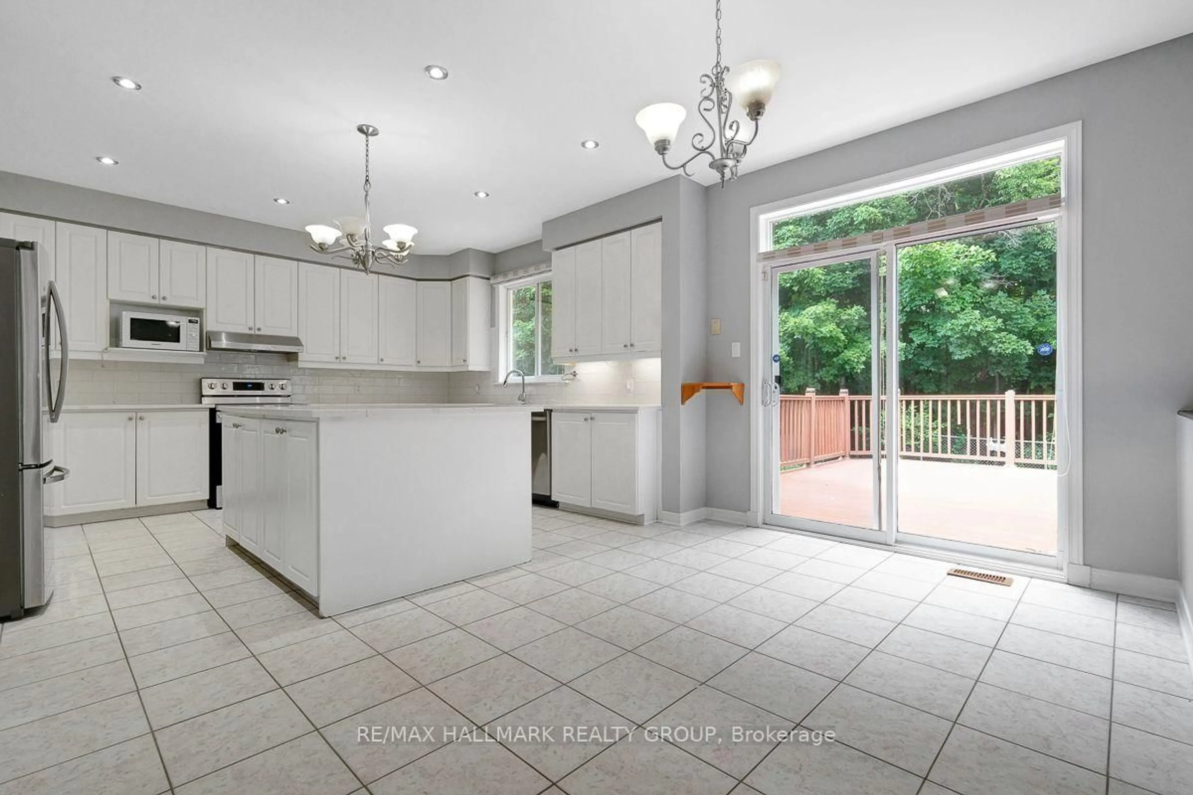 Open concept kitchen, ceramic/tile floor for 55 Maple Stand Way, Ottawa Ontario K2G 6R4