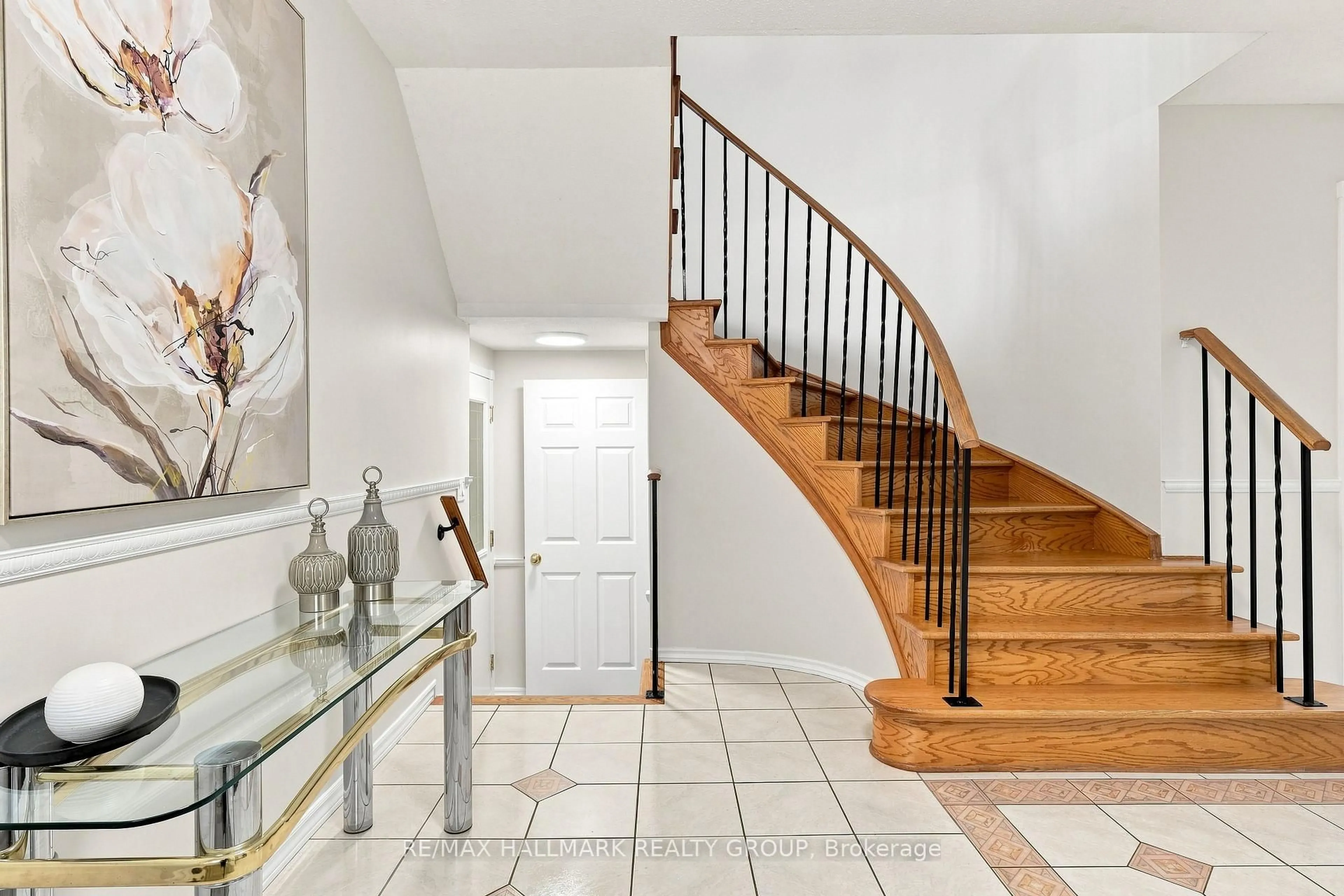 Unknown for 609 TOURELLE Dr, Ottawa Ontario K4A 3H5
