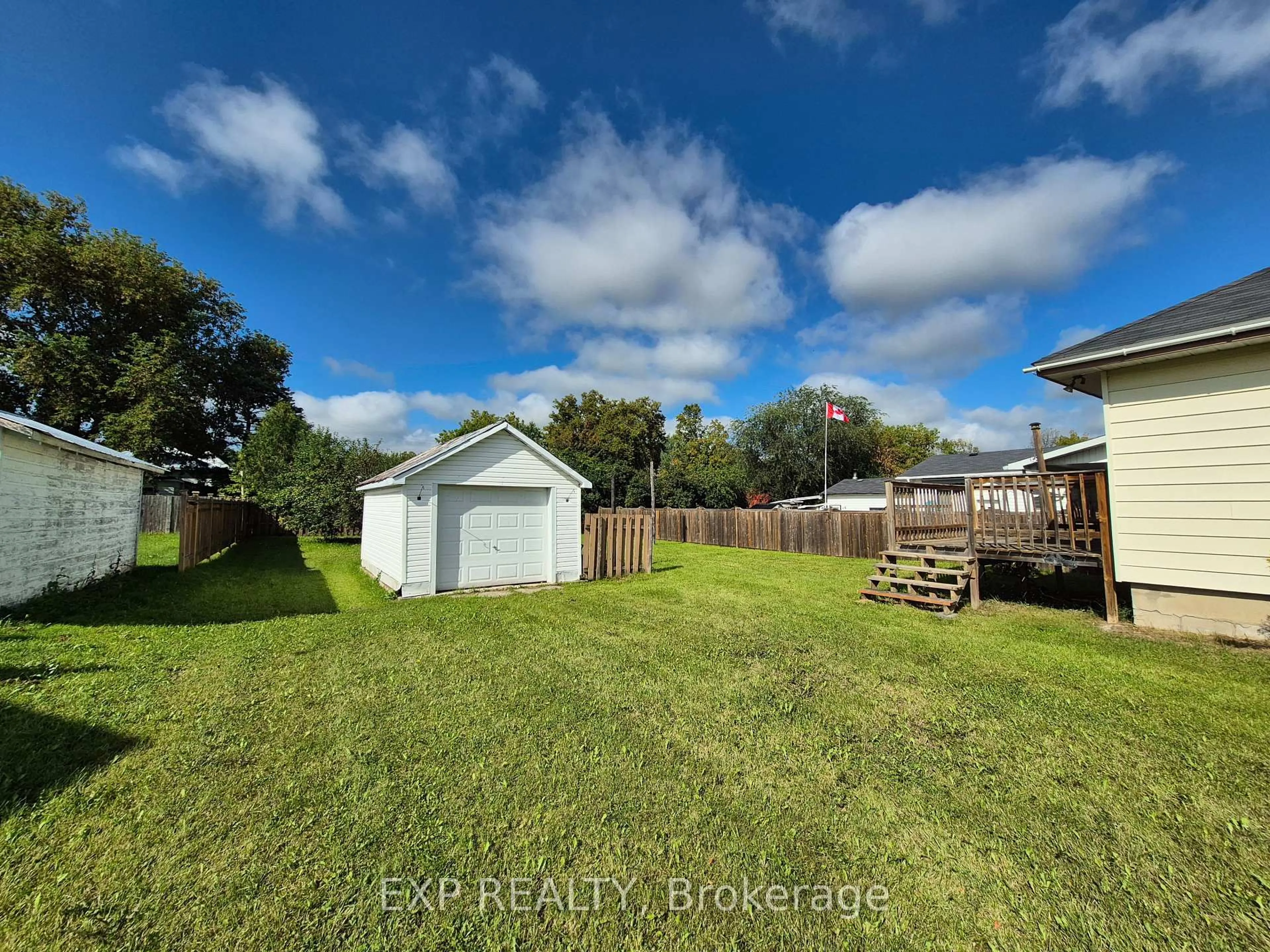 A pic from outside/outdoor area/front of a property/back of a property/a pic from drone, water/lake/river/ocean view for 170 June St, Renfrew Ontario K7V 2K3