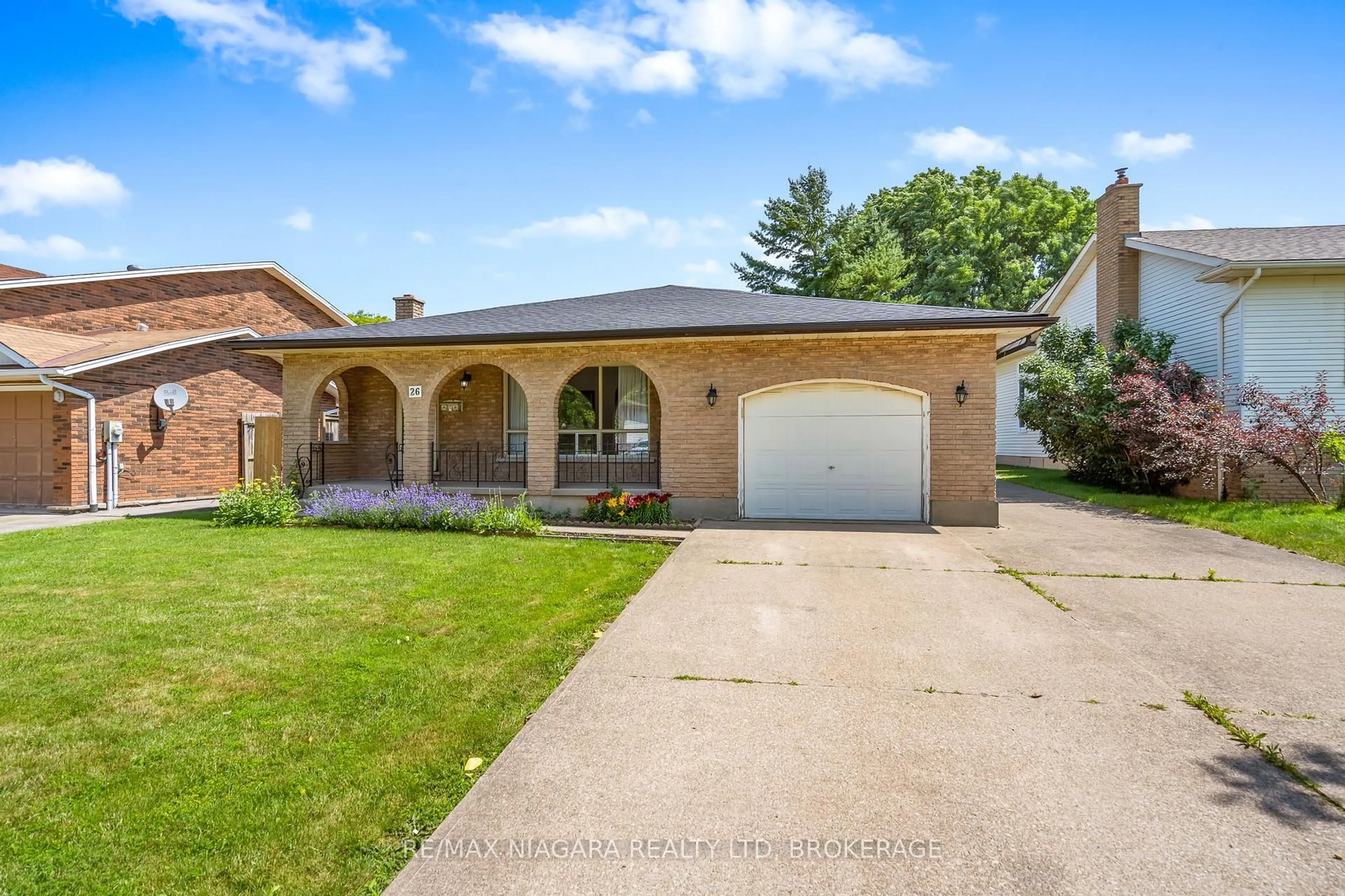 Home with brick exterior material, street for 26 Forster Ave, Thorold Ontario L2V 4J5