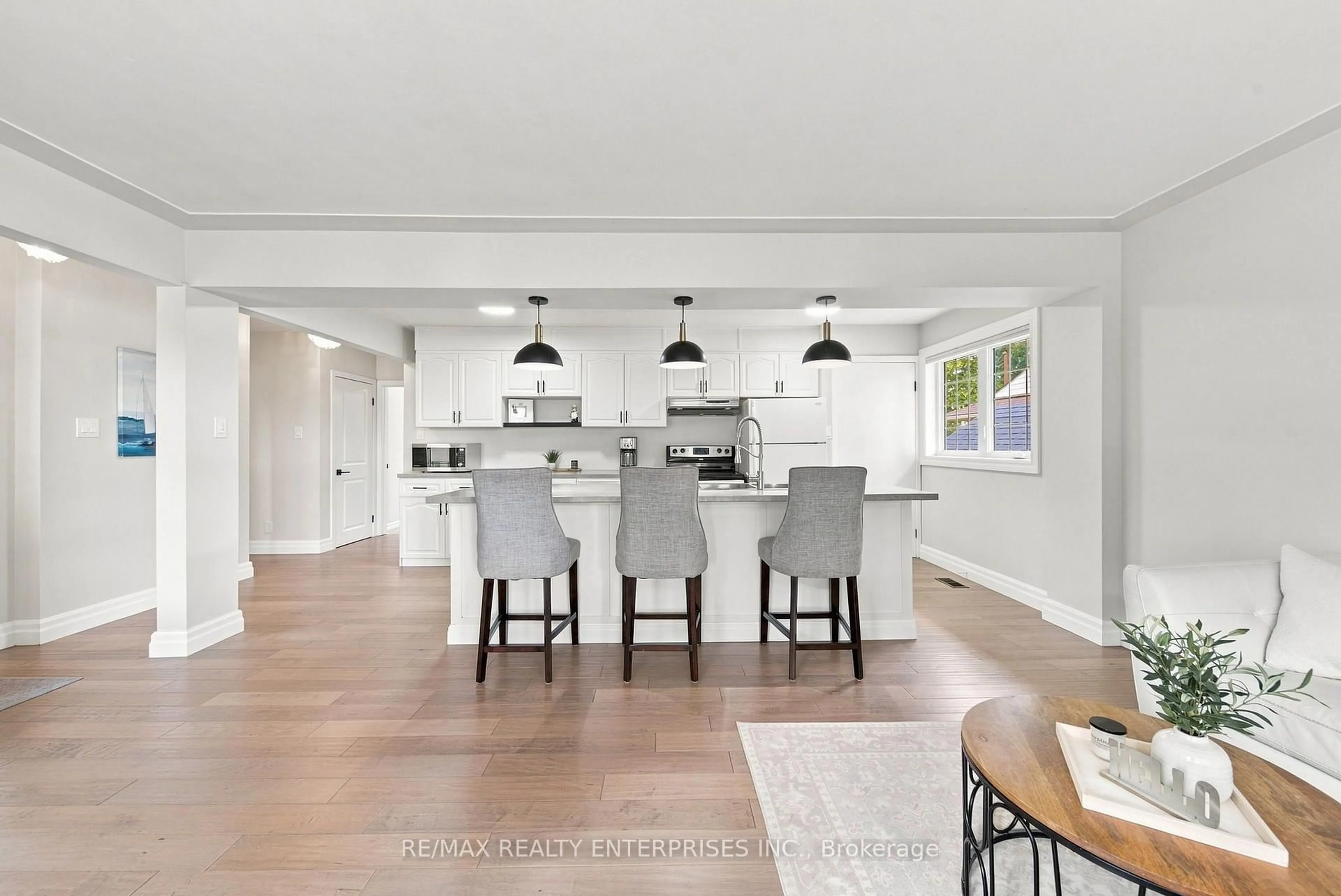 Open concept kitchen, unknown for 56 Alexander Ave, Cambridge Ontario N1R 5K7