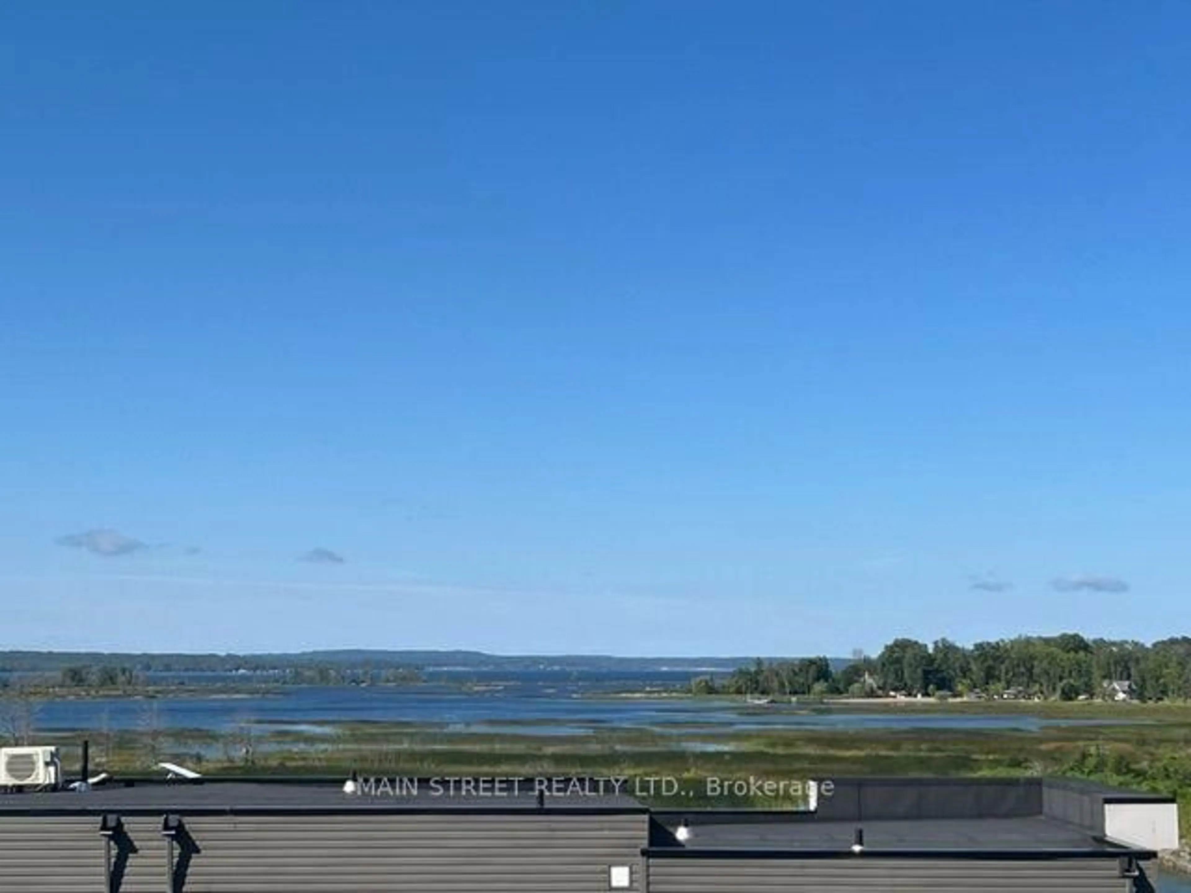 Blurry image for 93 Marina Village Dr, Georgian Bay Ontario L0K 1S0