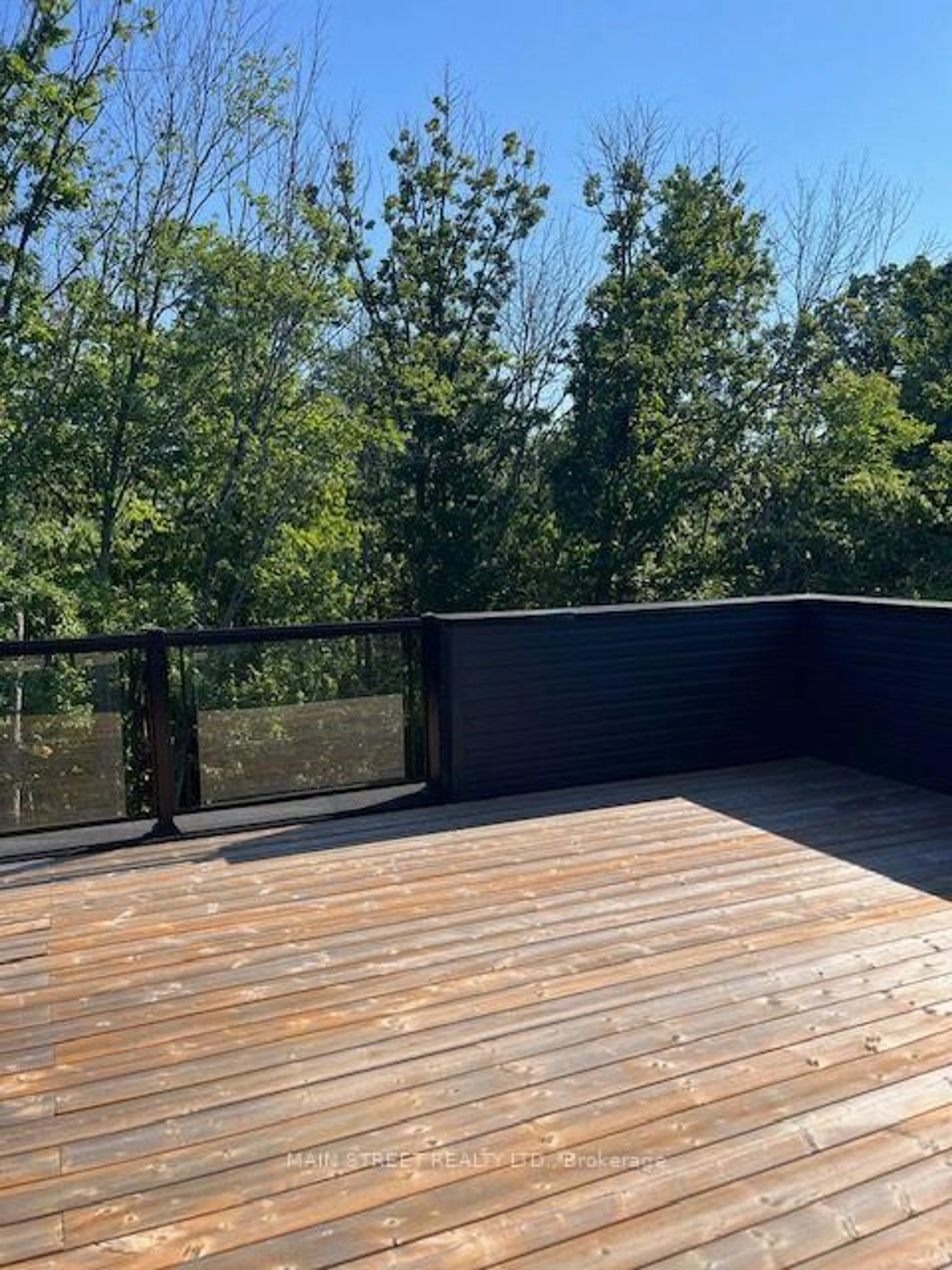 Patio, forest/trees view for 93 Marina Village Dr, Georgian Bay Ontario L0K 1S0
