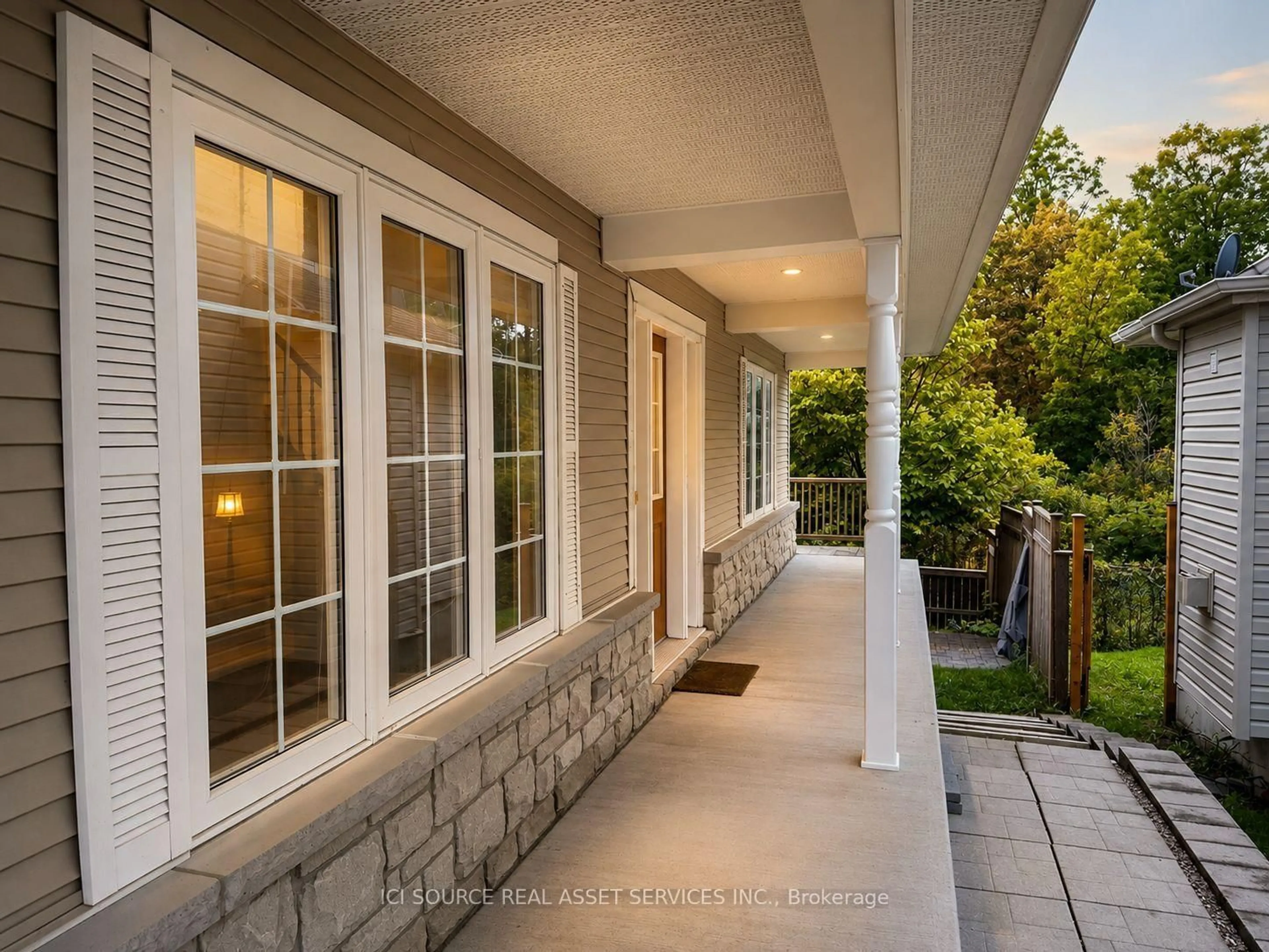 Unknown for 358 Wisteria Cres, Ottawa Ontario K1V 0N9
