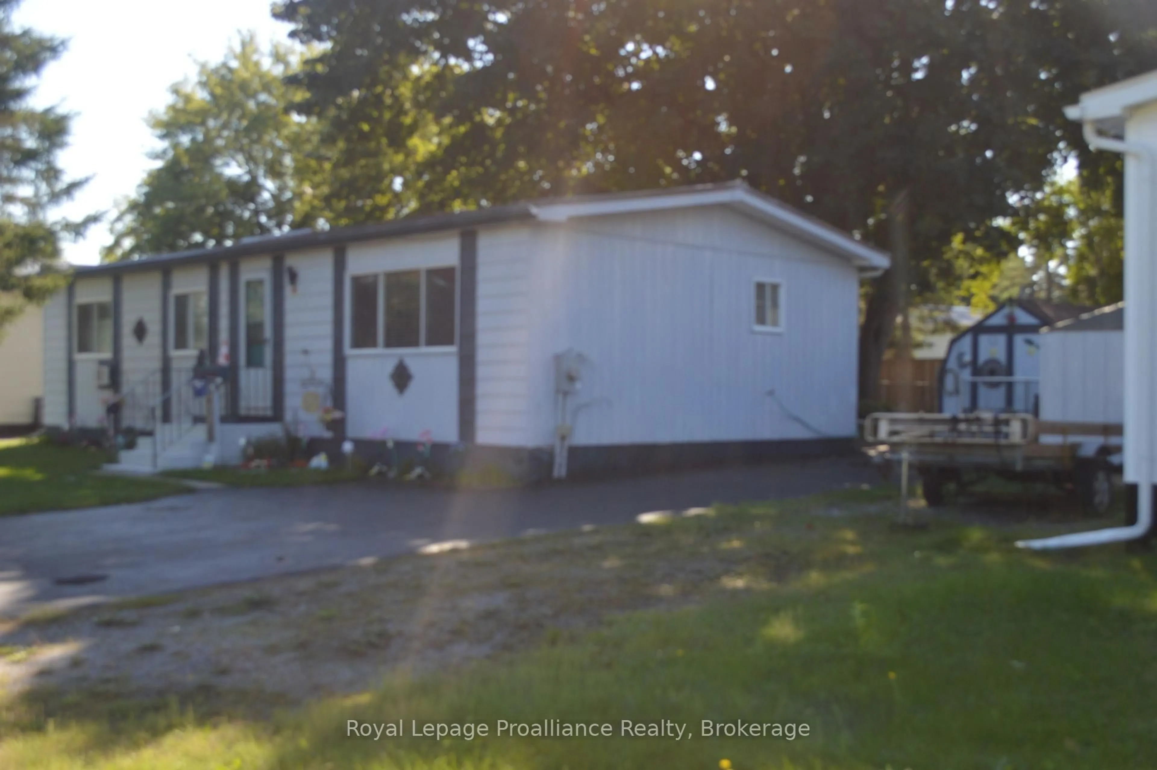 Unknown for 17 Warbler Lane, Quinte West Ontario K8N 4Z3