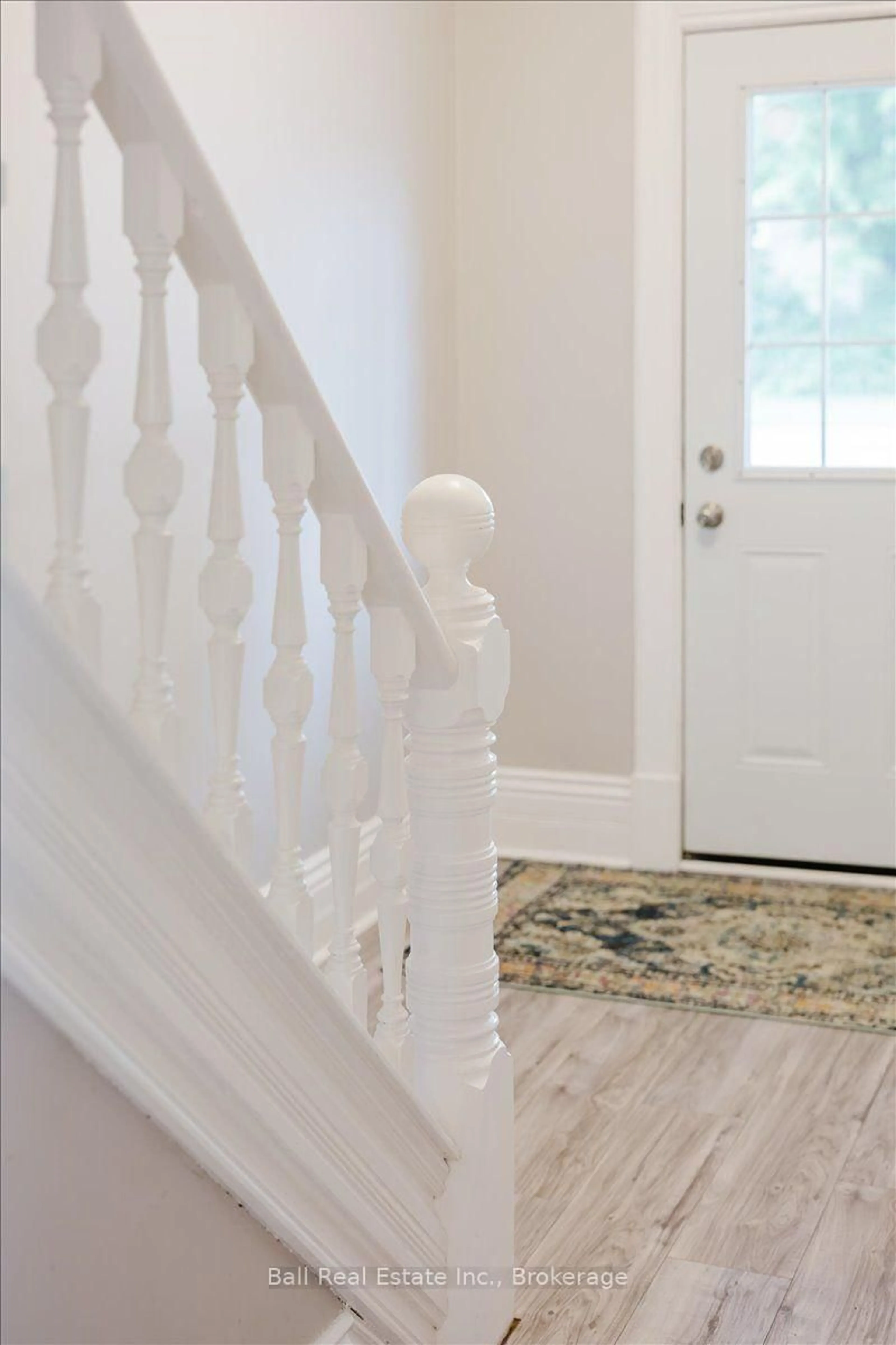 Indoor entryway for 47 Park St, Peterborough Ontario K9J 3R6