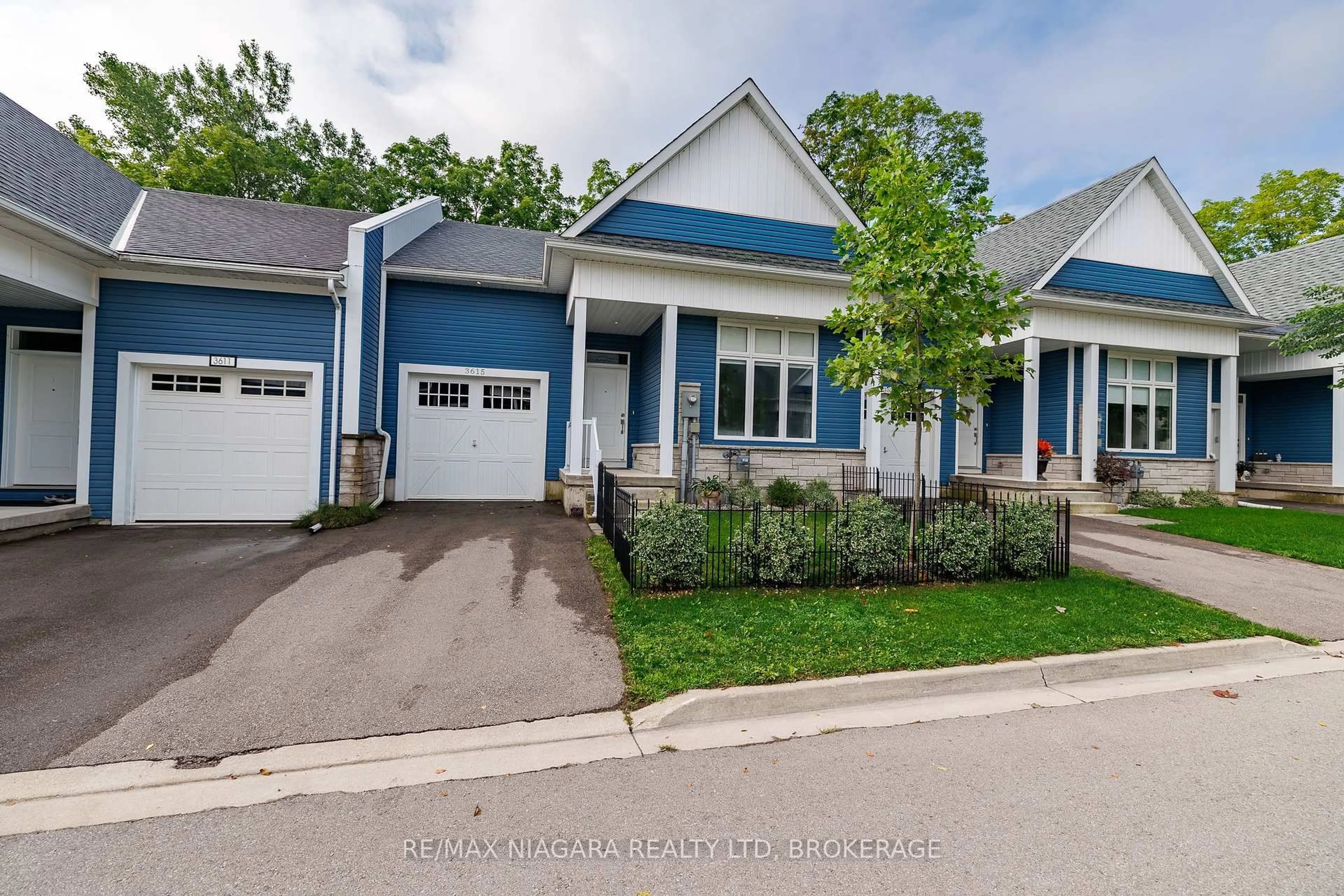 Home with vinyl exterior material, street for 3615 Hibbard St, Fort Erie Ontario L0S 1N0
