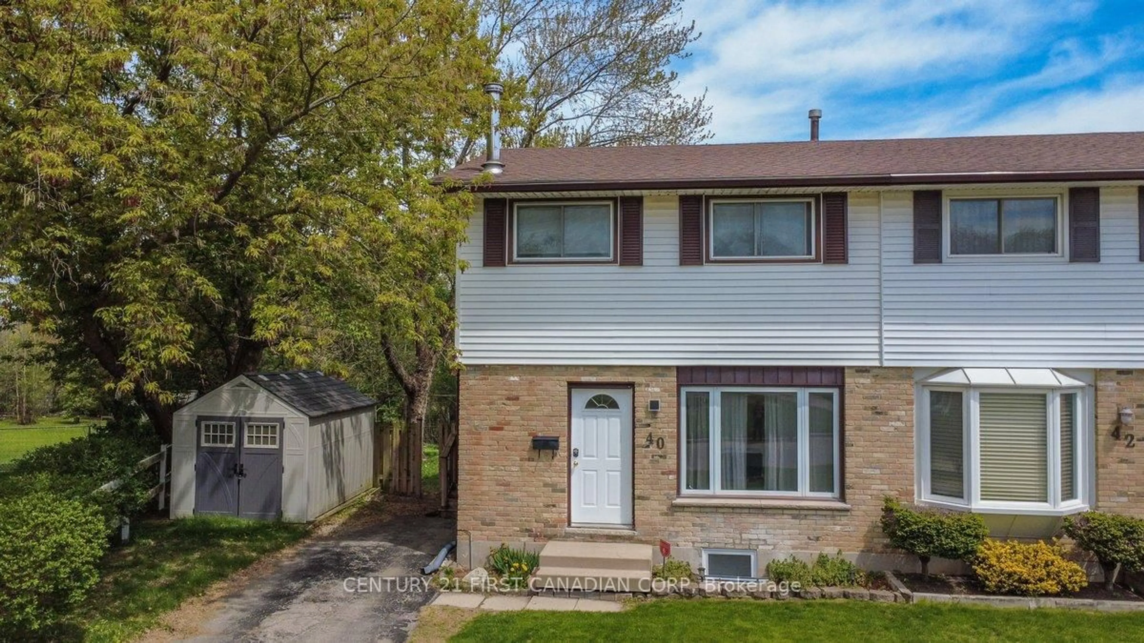 Unknown for 40 Culver Crt, London East Ontario N5V 3E8