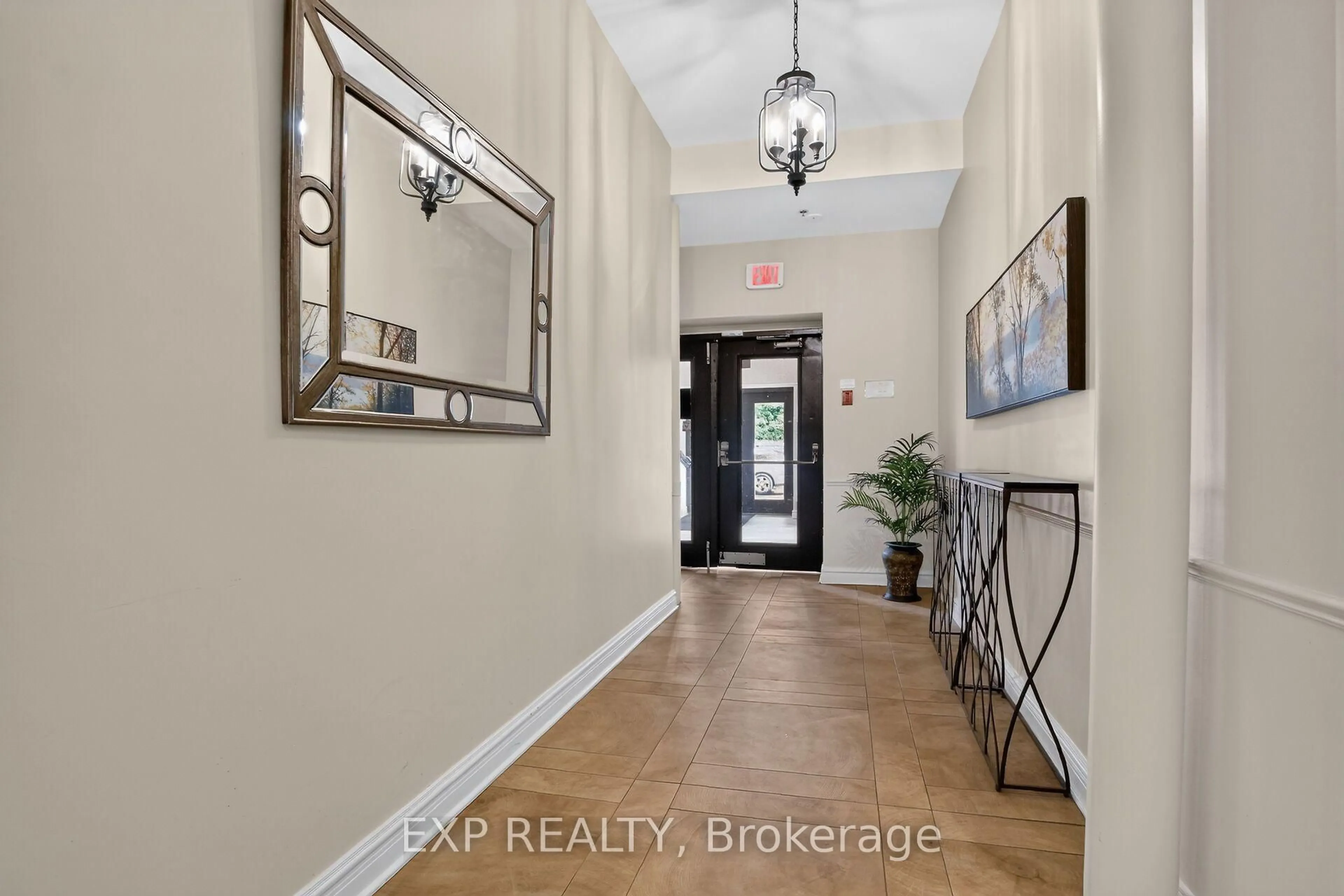 Indoor entryway for 1 Rosamond St #405, Ottawa Ontario K0A 0A0