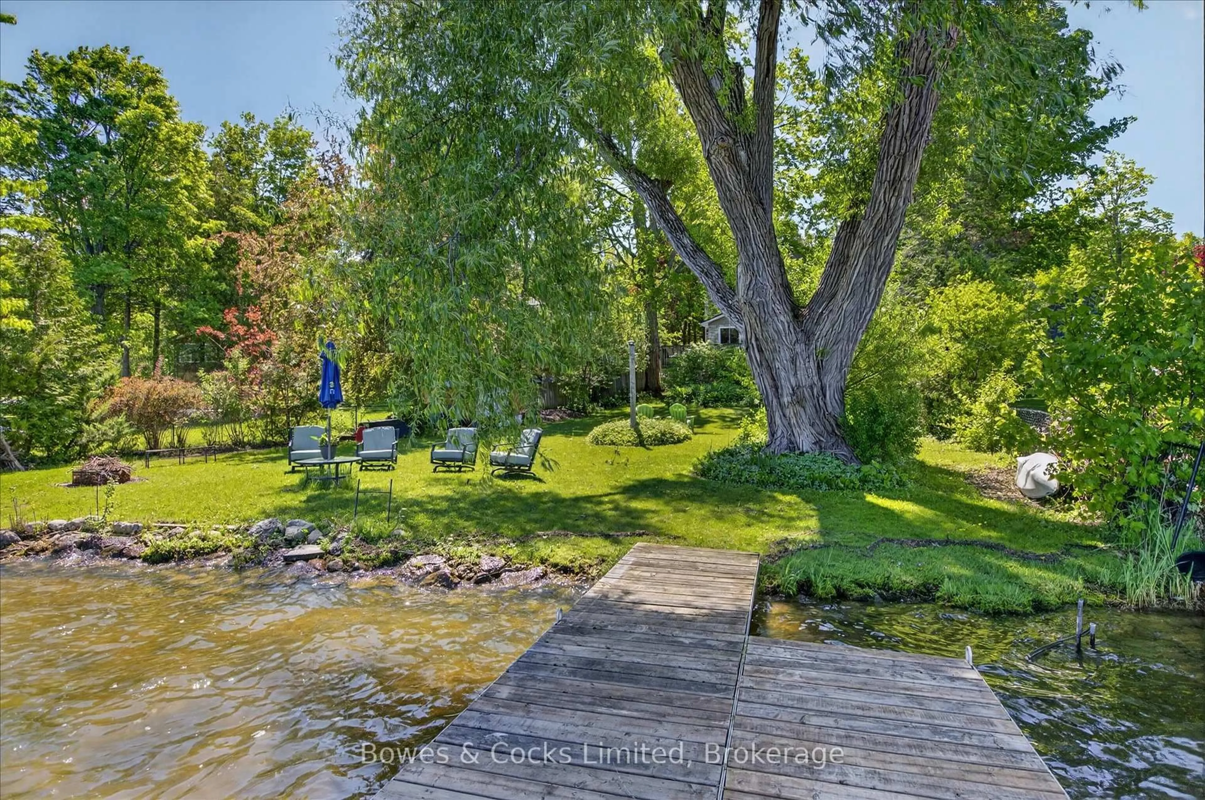 A pic from outside/outdoor area/front of a property/back of a property/a pic from drone, water/lake/river/ocean view for 122 Maryland Dr, Selwyn Ontario K9J 0C5