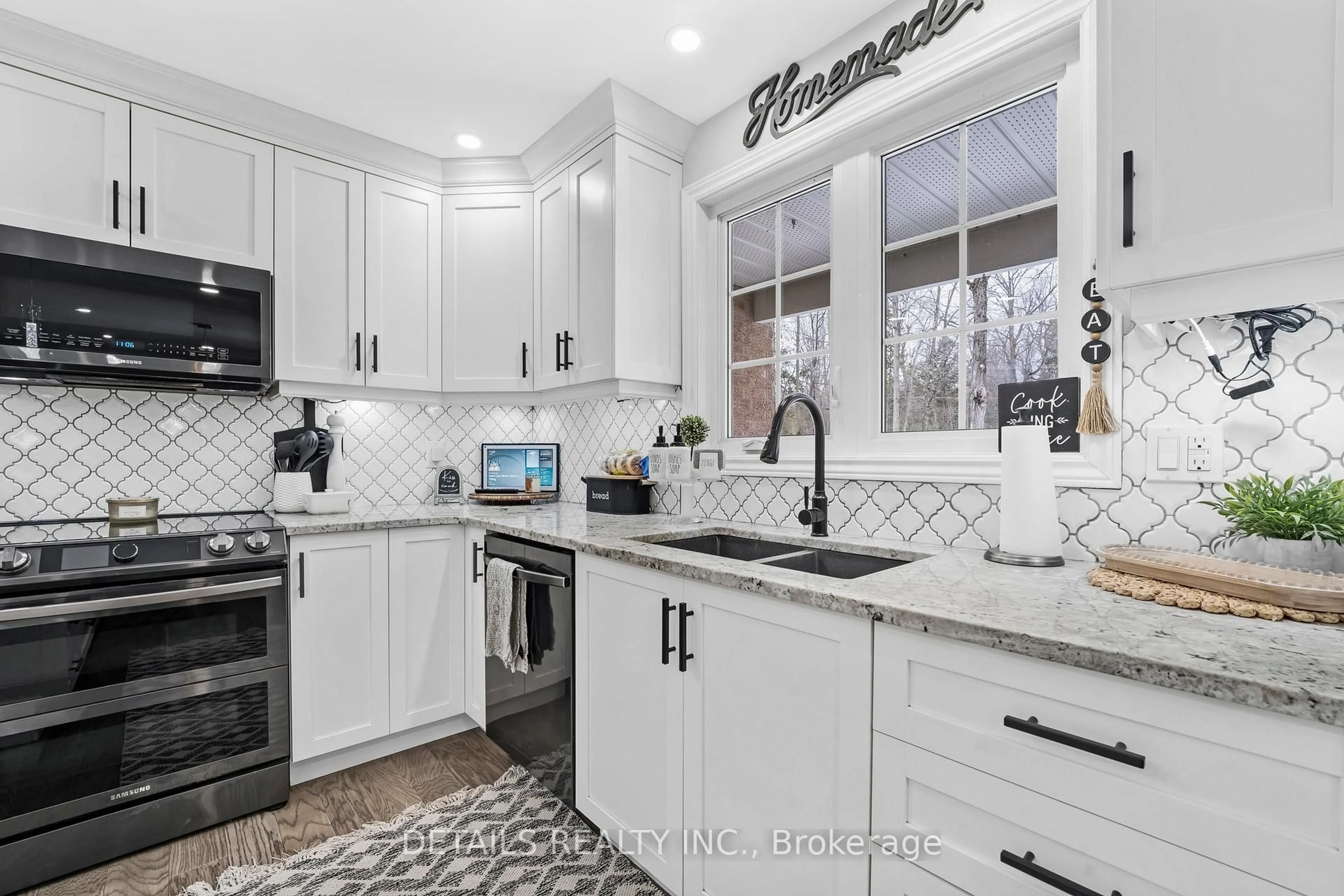 Open concept kitchen, ceramic/tile floor for 387 Campbell Side Rd, White Lake Ontario K0A 3L0