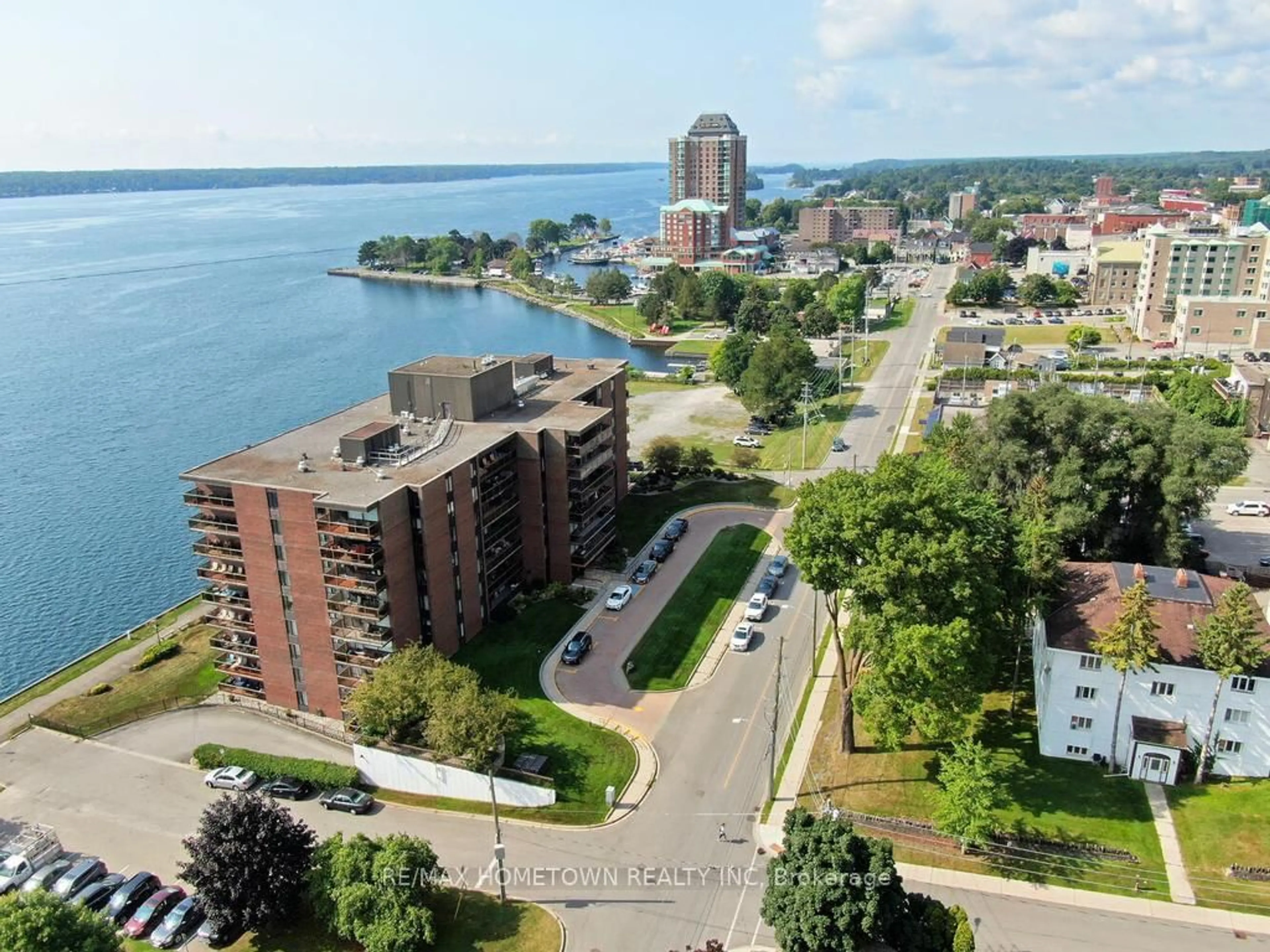A pic from outside/outdoor area/front of a property/back of a property/a pic from drone, water/lake/river/ocean view for 55 Water St #805, Brockville Ontario K6V 1A3