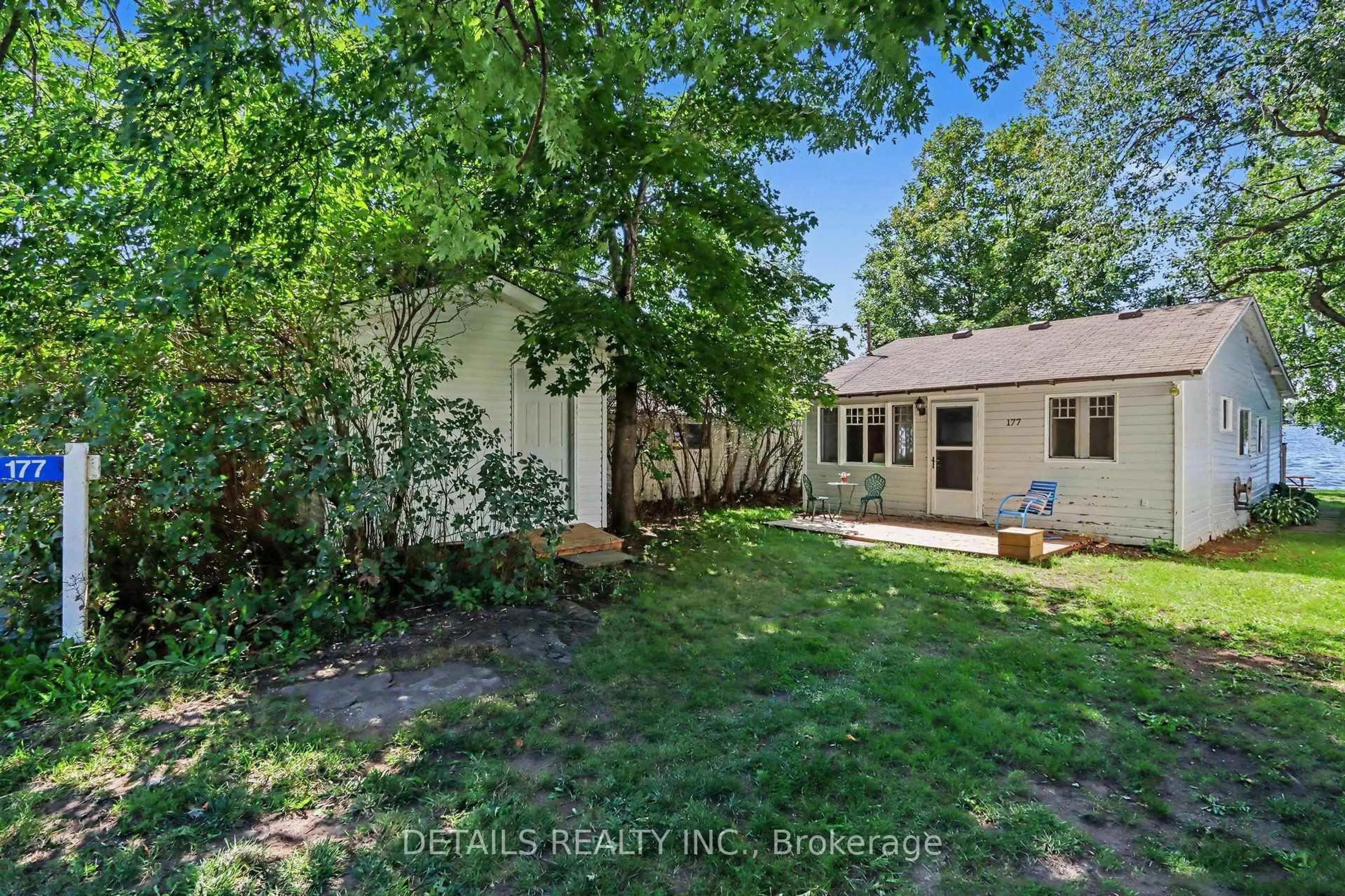 A pic from outside/outdoor area/front of a property/back of a property/a pic from drone, forest/trees view for 177 Birch Ave, Carleton Place Ontario K7C 0C4