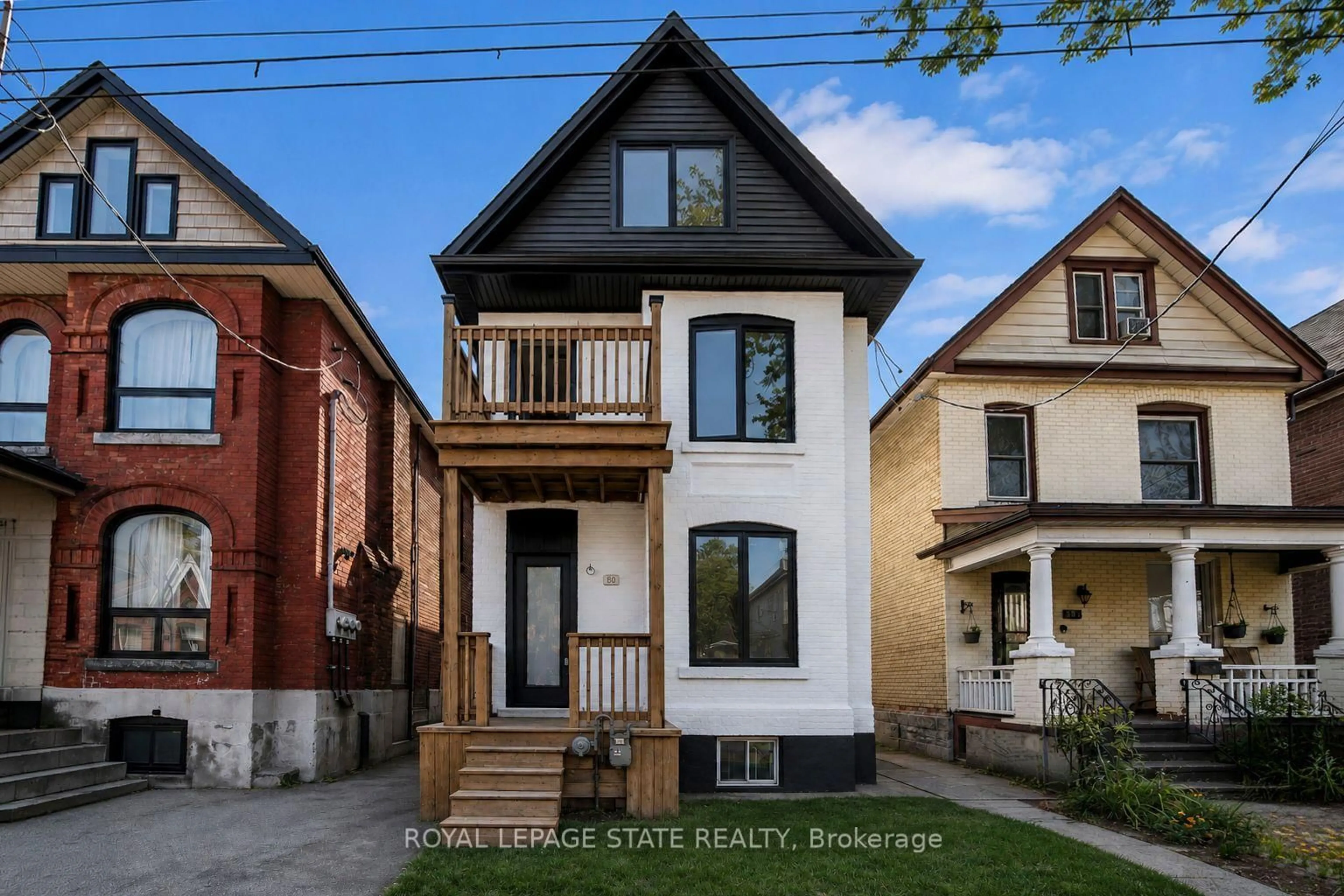 Home with brick exterior material, street for 60 William St, Hamilton Ontario L8L 5T7