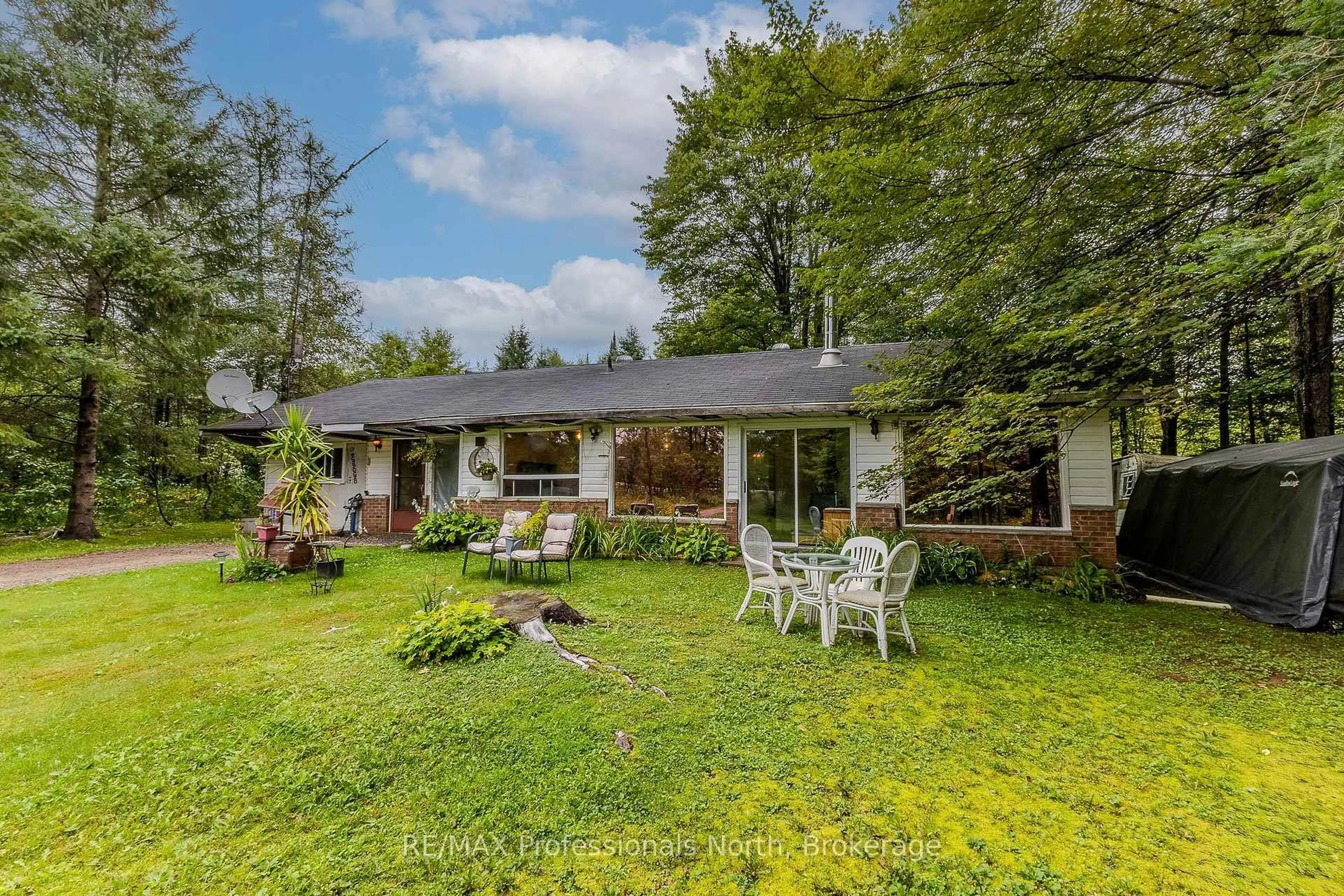 Patio, unknown for 3120 Gelert Rd, Minden Hills Ontario K0M 2K0